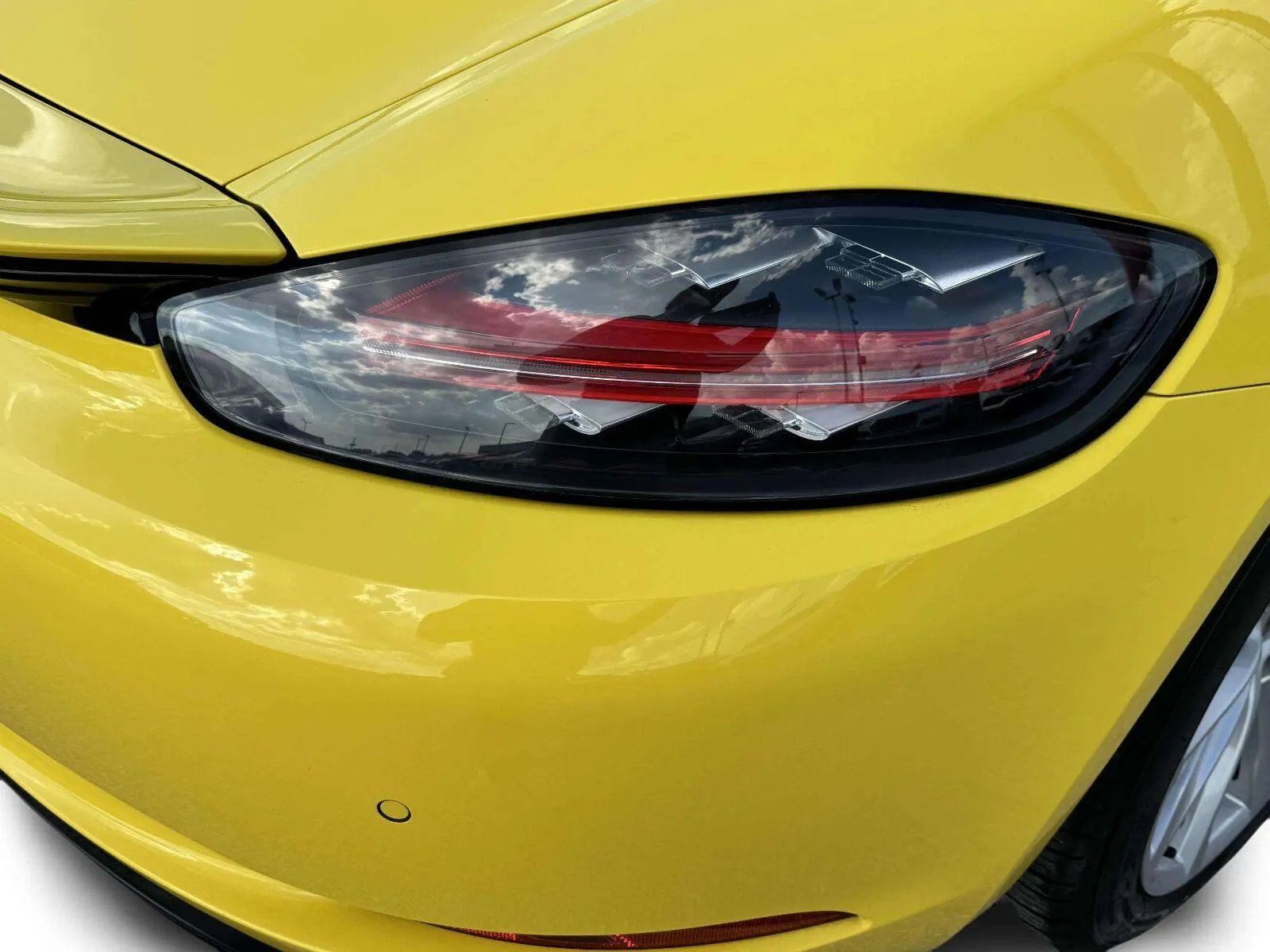 Porsche 718 Boxster photo 17