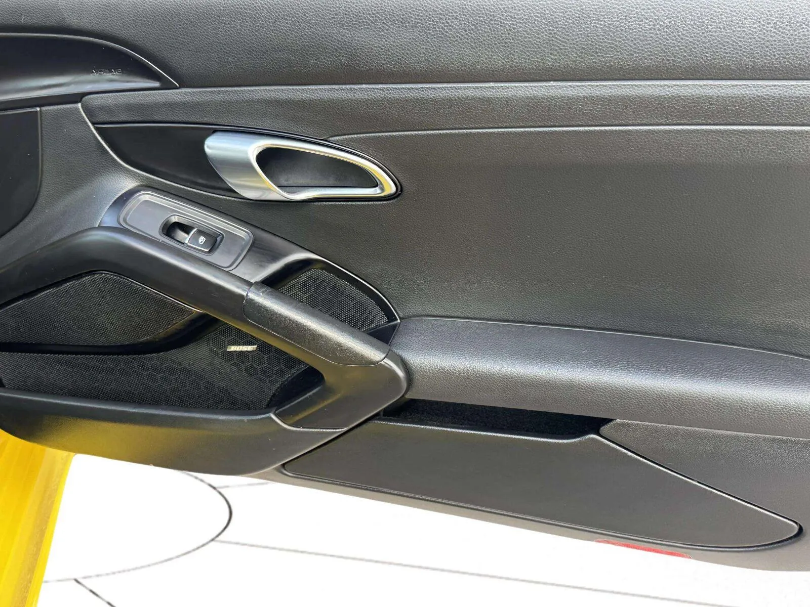 Porsche 718 Boxster photo 32