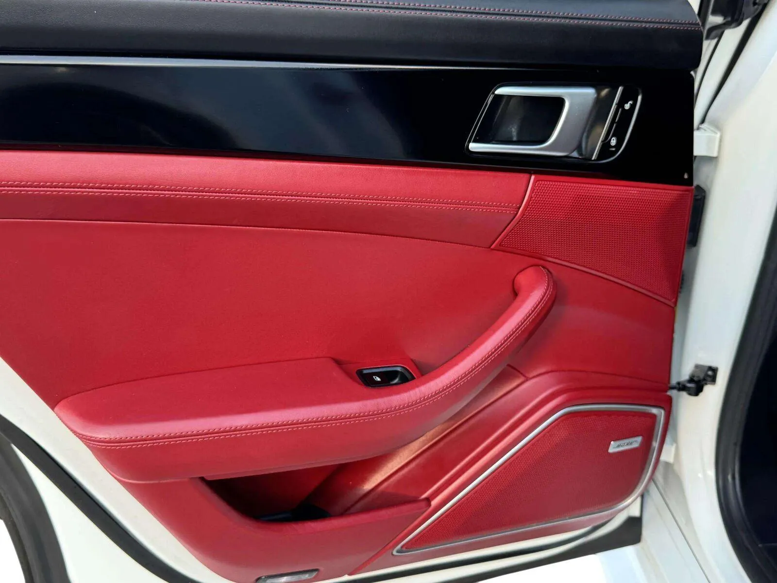 Porsche Panamera photo 36