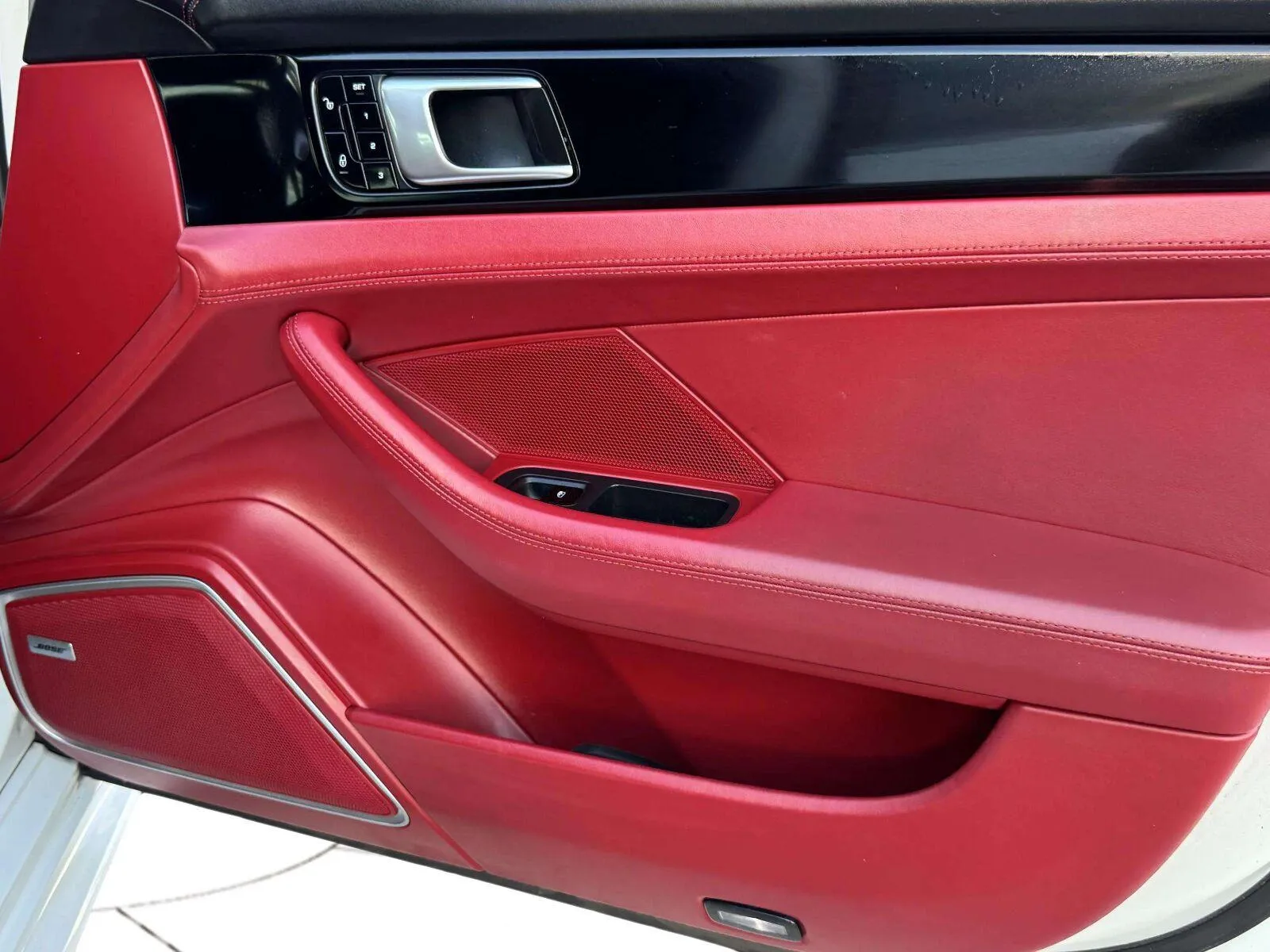 Porsche Panamera photo 48