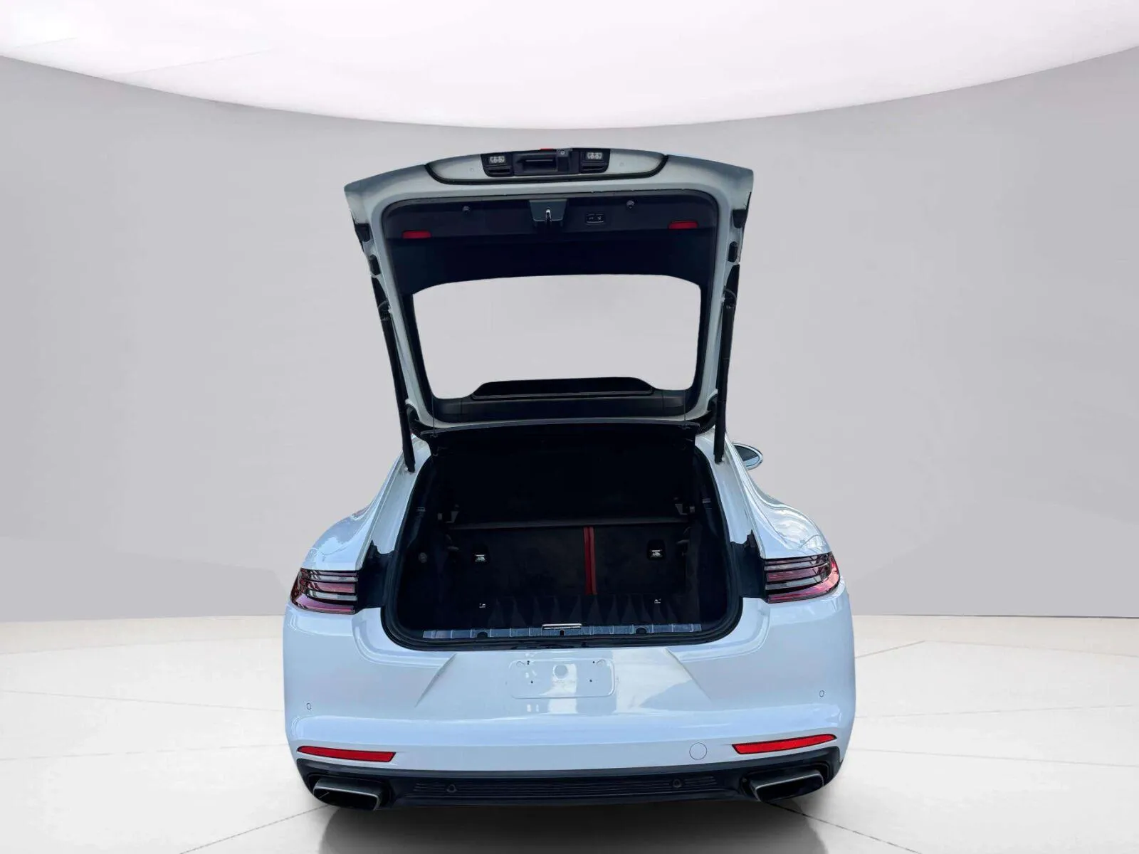 Porsche Panamera photo 51