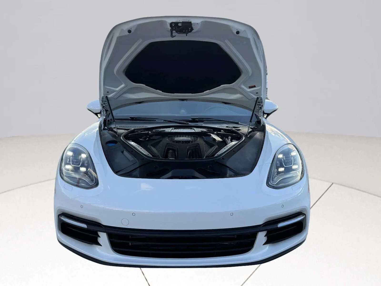 Porsche Panamera photo 56