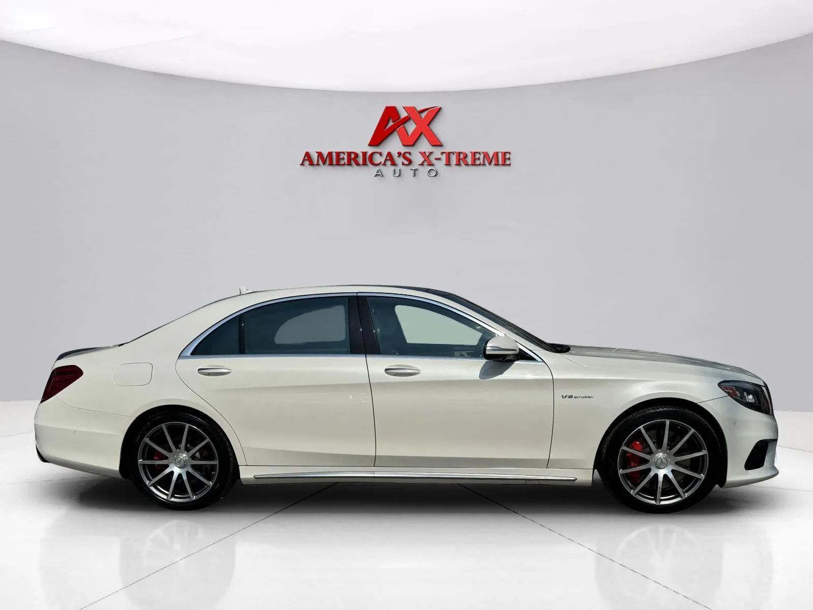 Mercedes-Benz S-Class photo 6