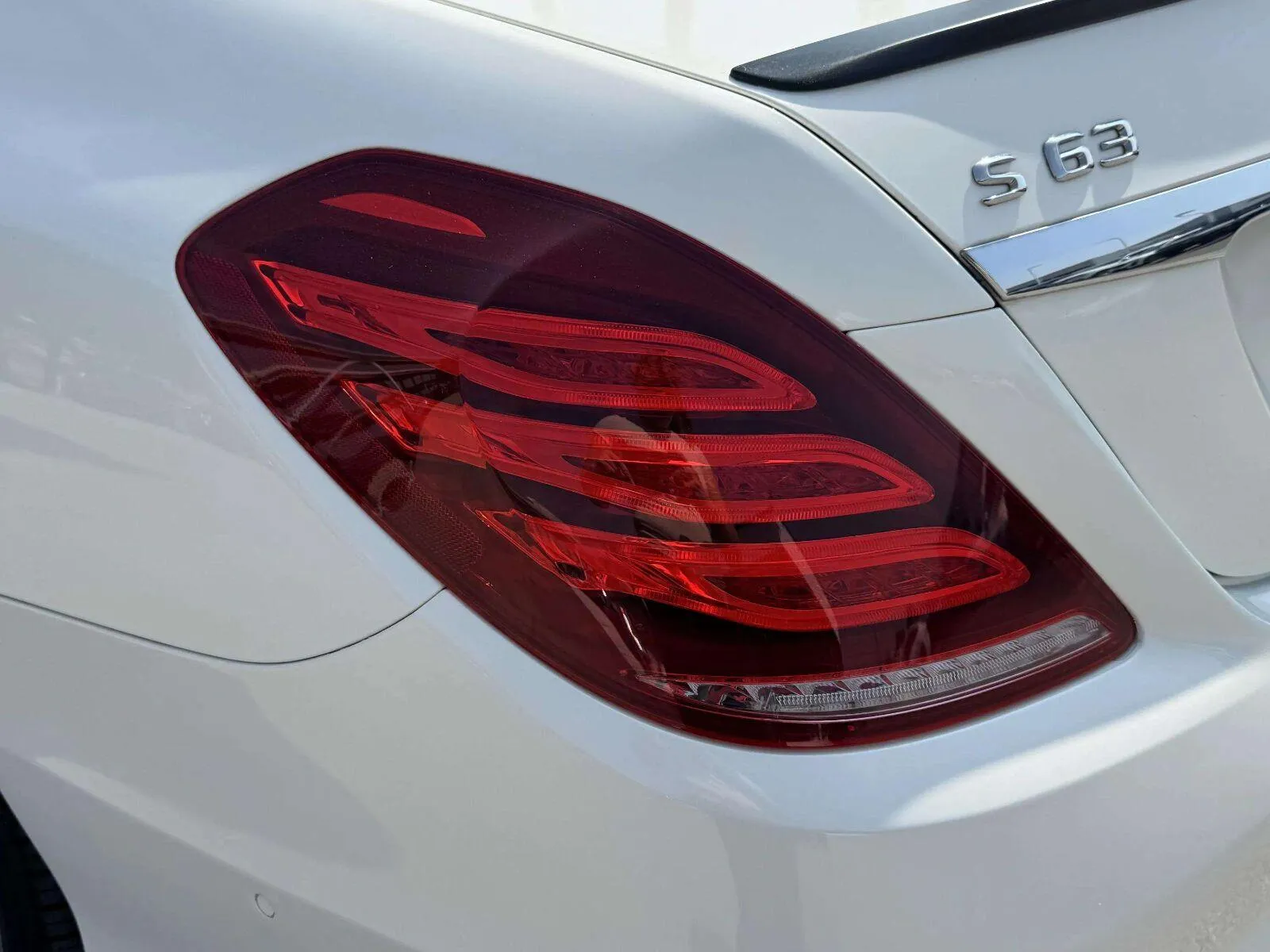 Mercedes-Benz S-Class photo 13