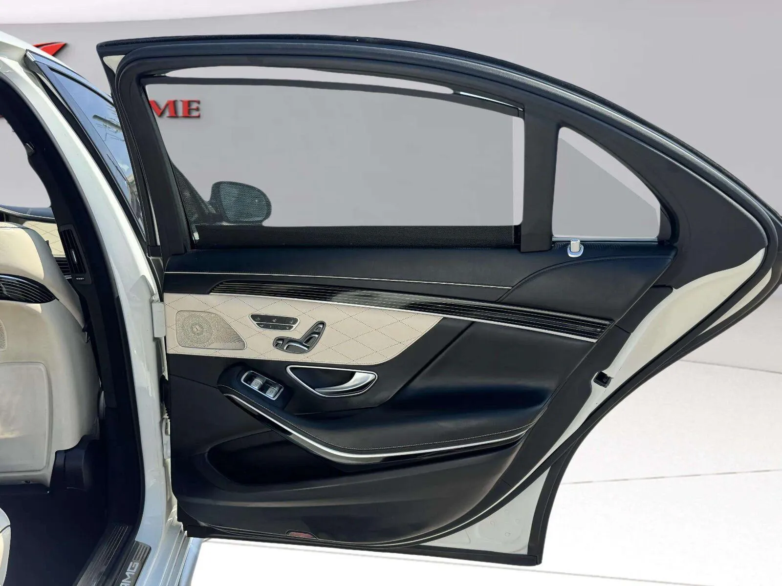 Mercedes-Benz S-Class photo 35
