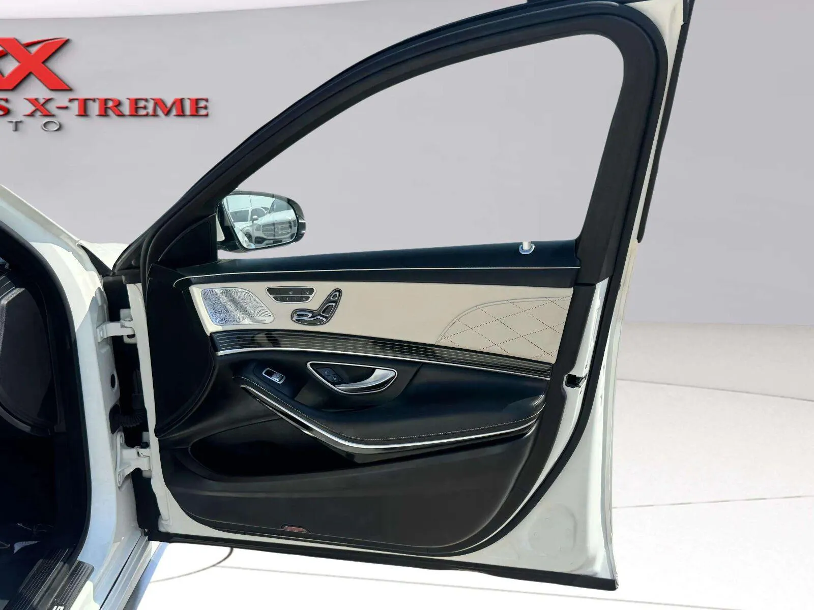 Mercedes-Benz S-Class photo 43