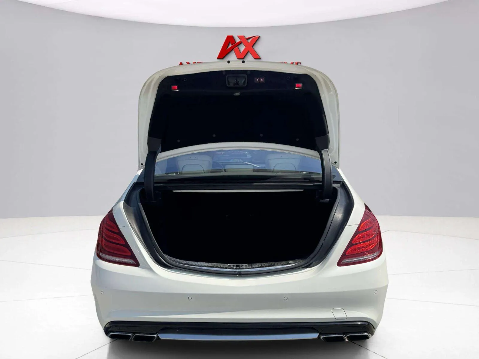 Mercedes-Benz S-Class photo 47