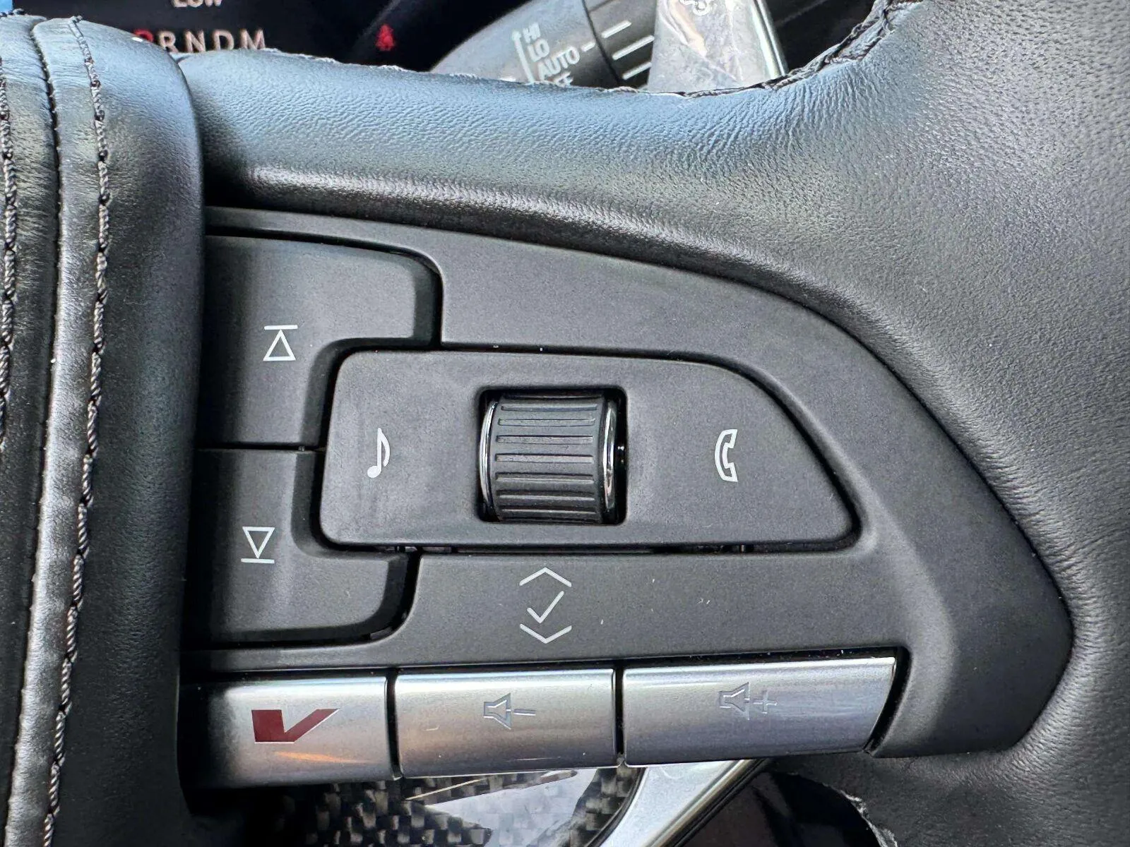 Cadillac Ct5-v photo 19