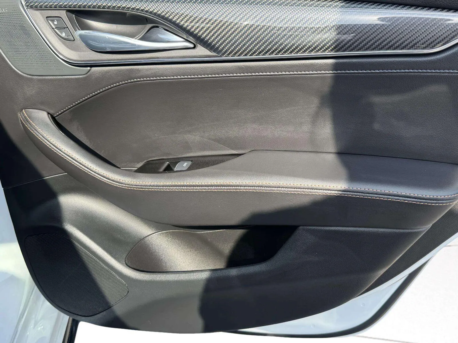 Cadillac Ct5-v photo 30