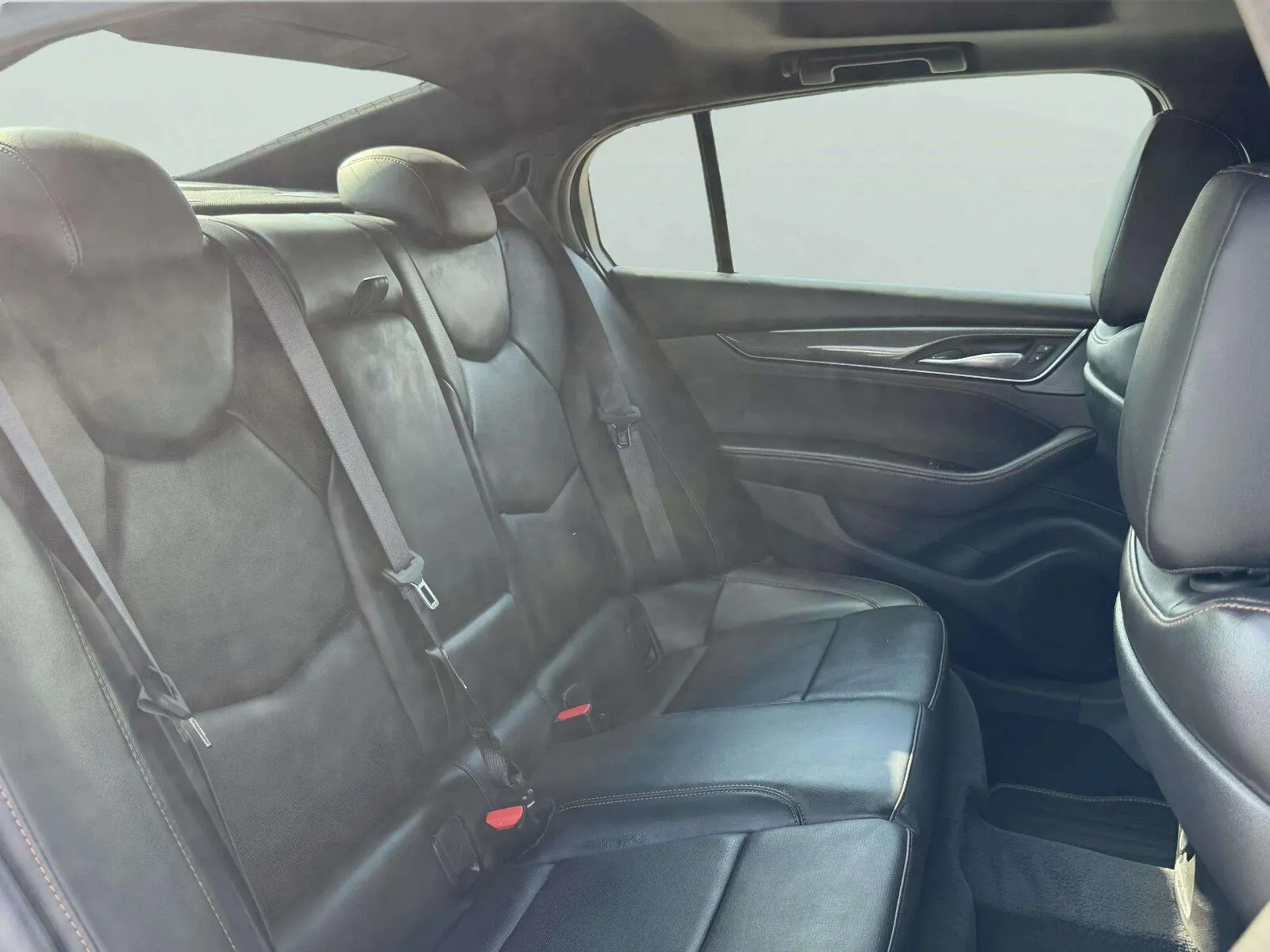Cadillac Ct5-v photo 31