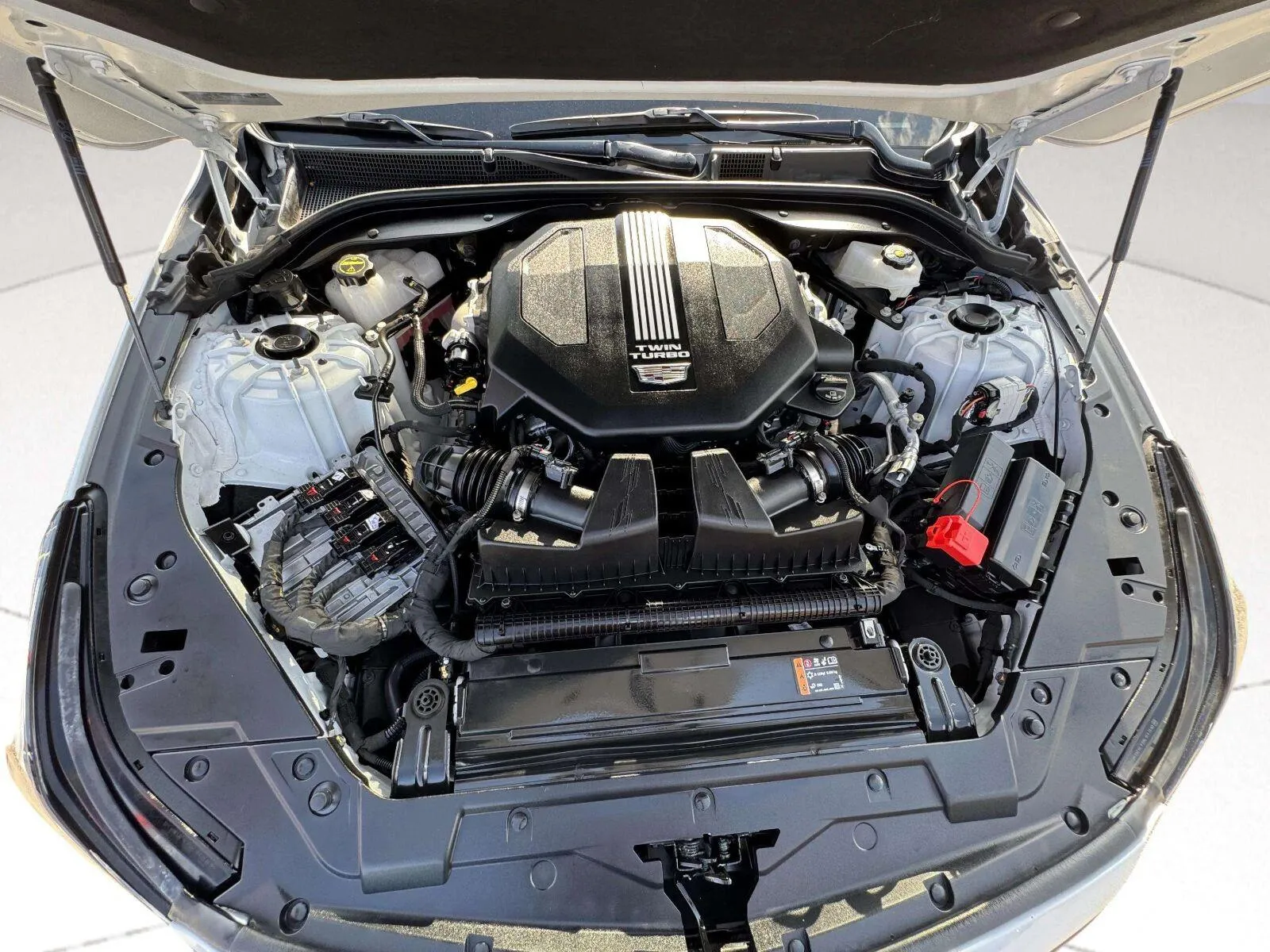 Cadillac Ct5-v photo 48