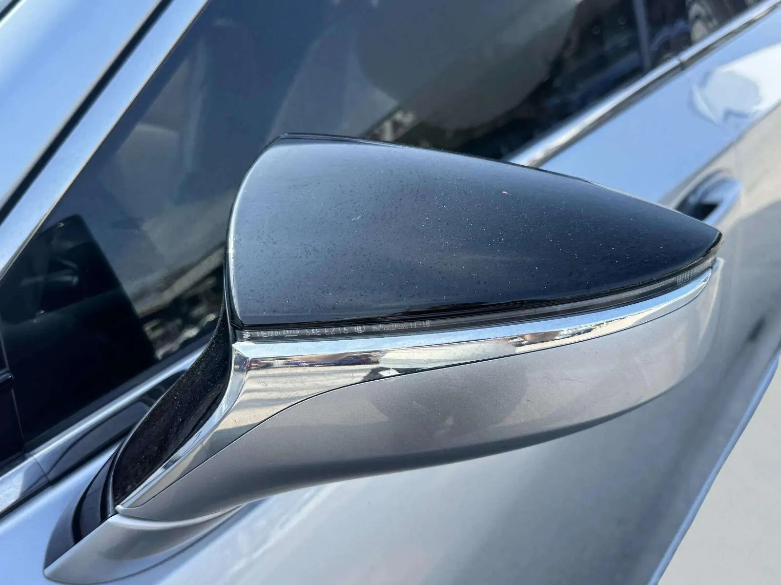 Lexus ES photo 12