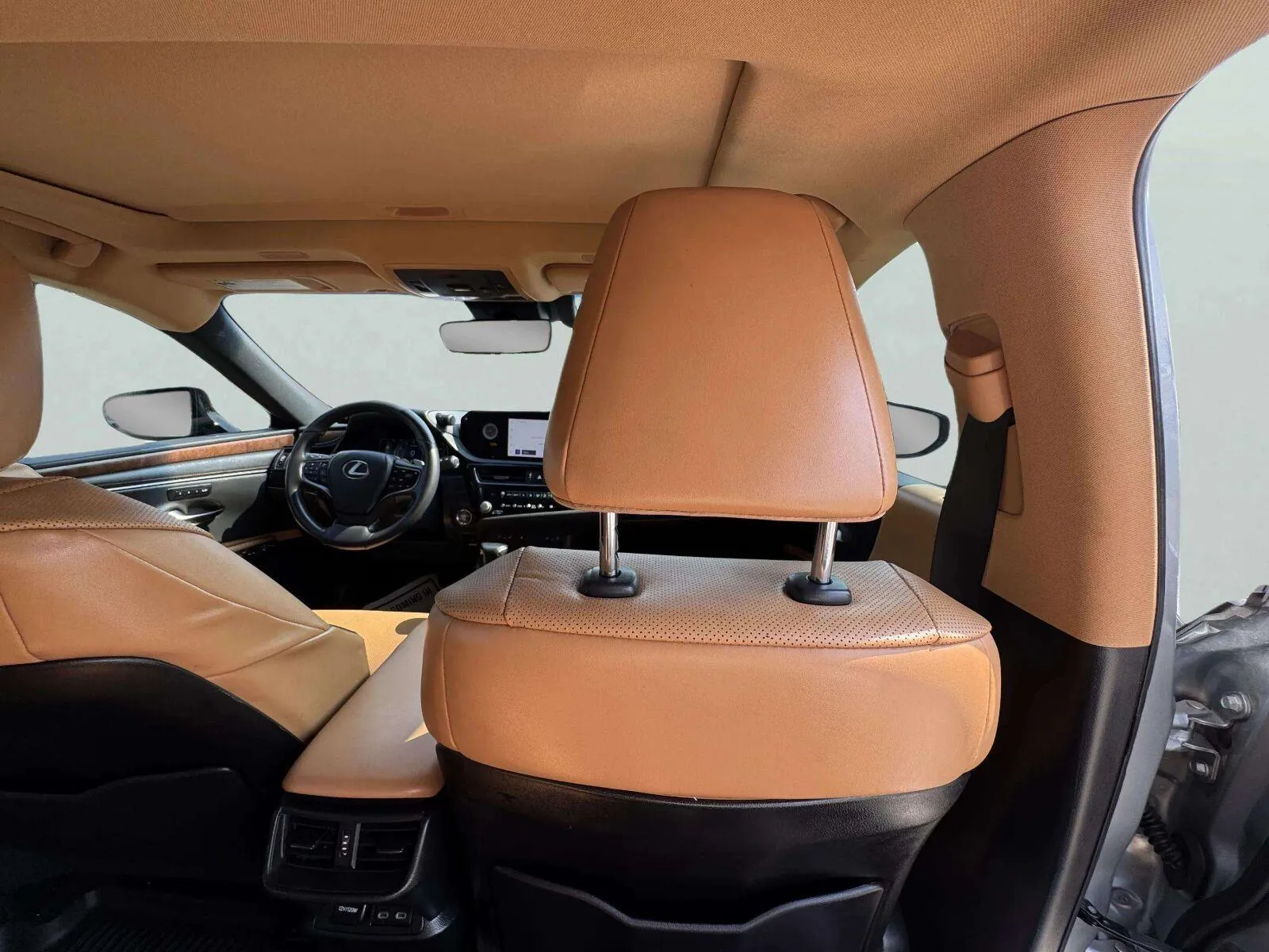 Lexus ES photo 37