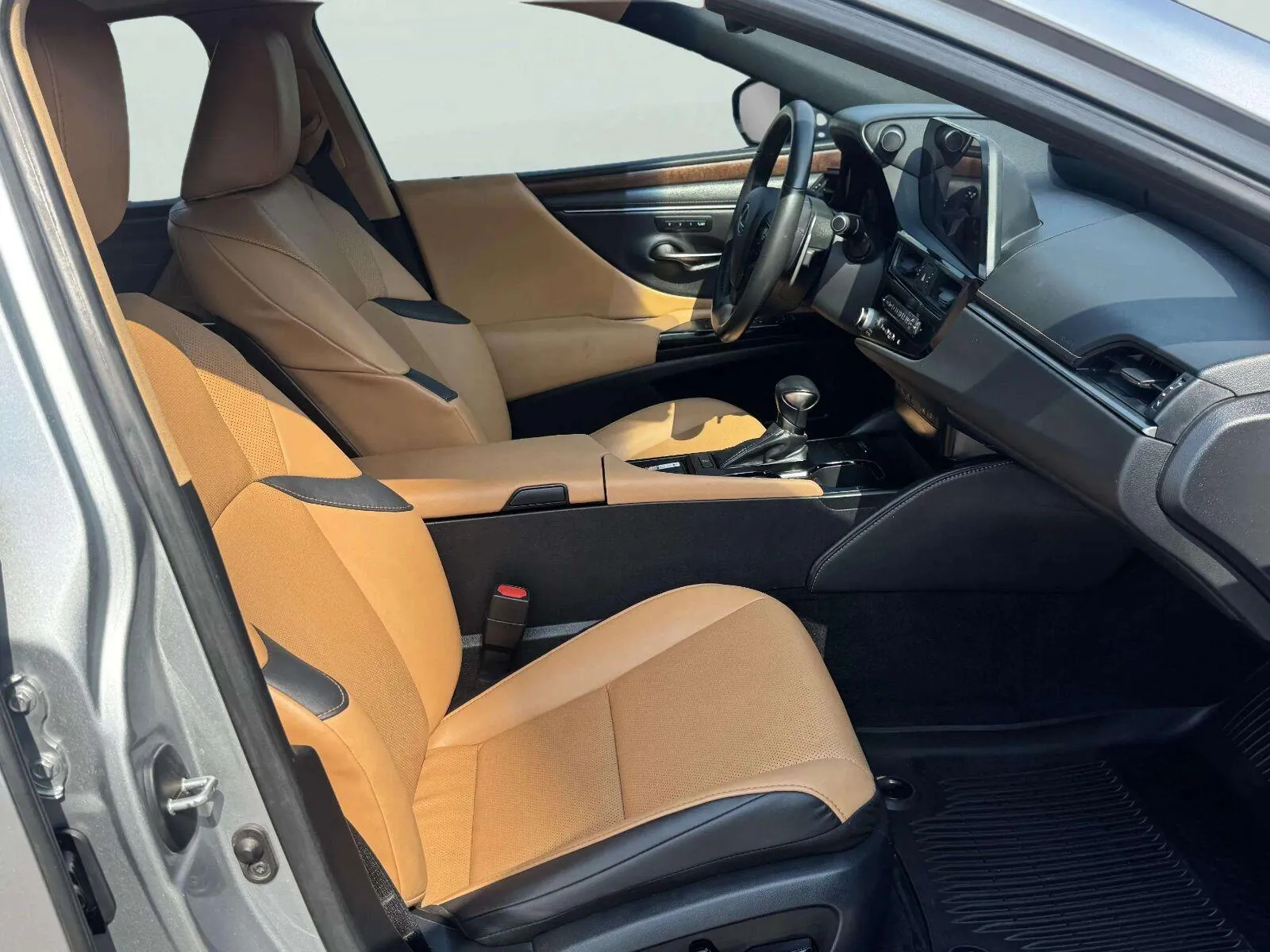 Lexus ES photo 41