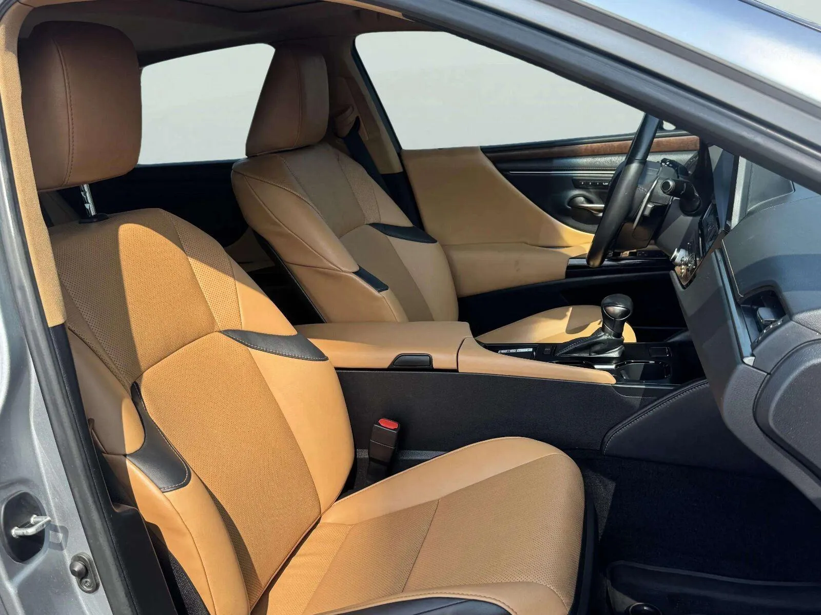Lexus ES photo 44