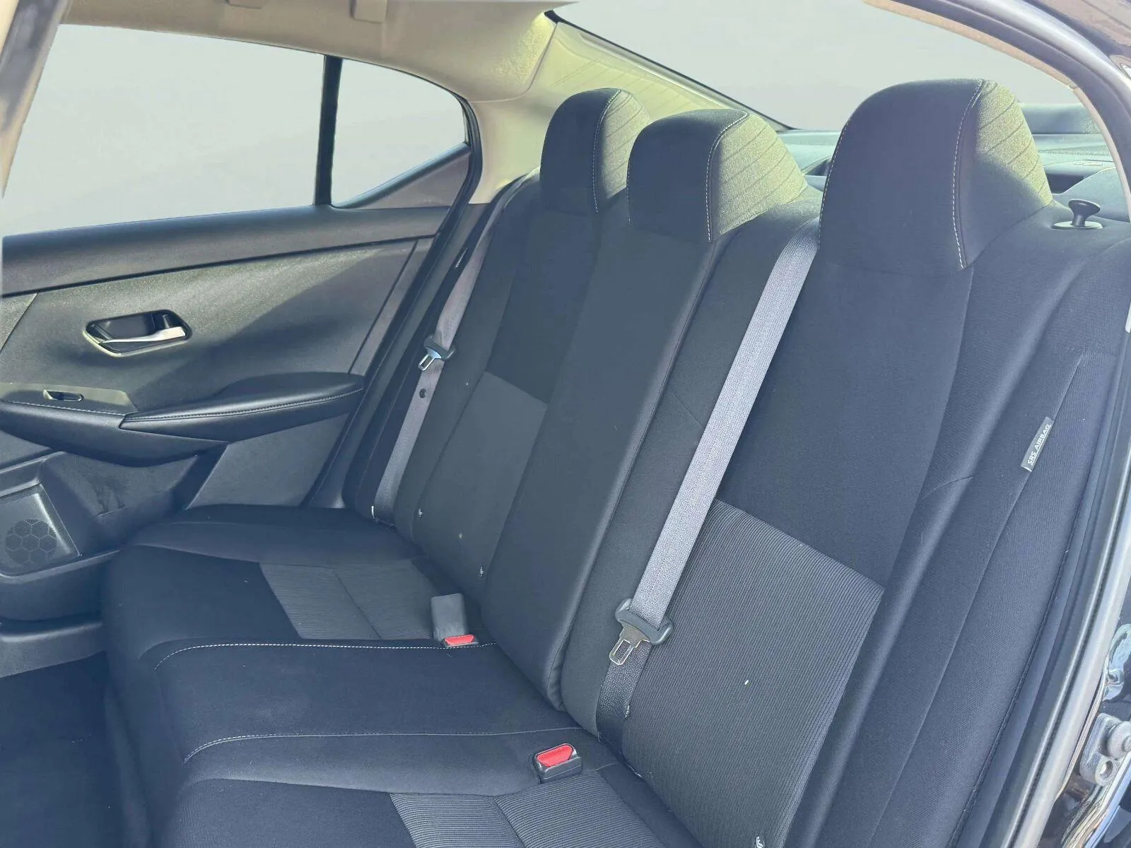 Nissan Sentra photo 32