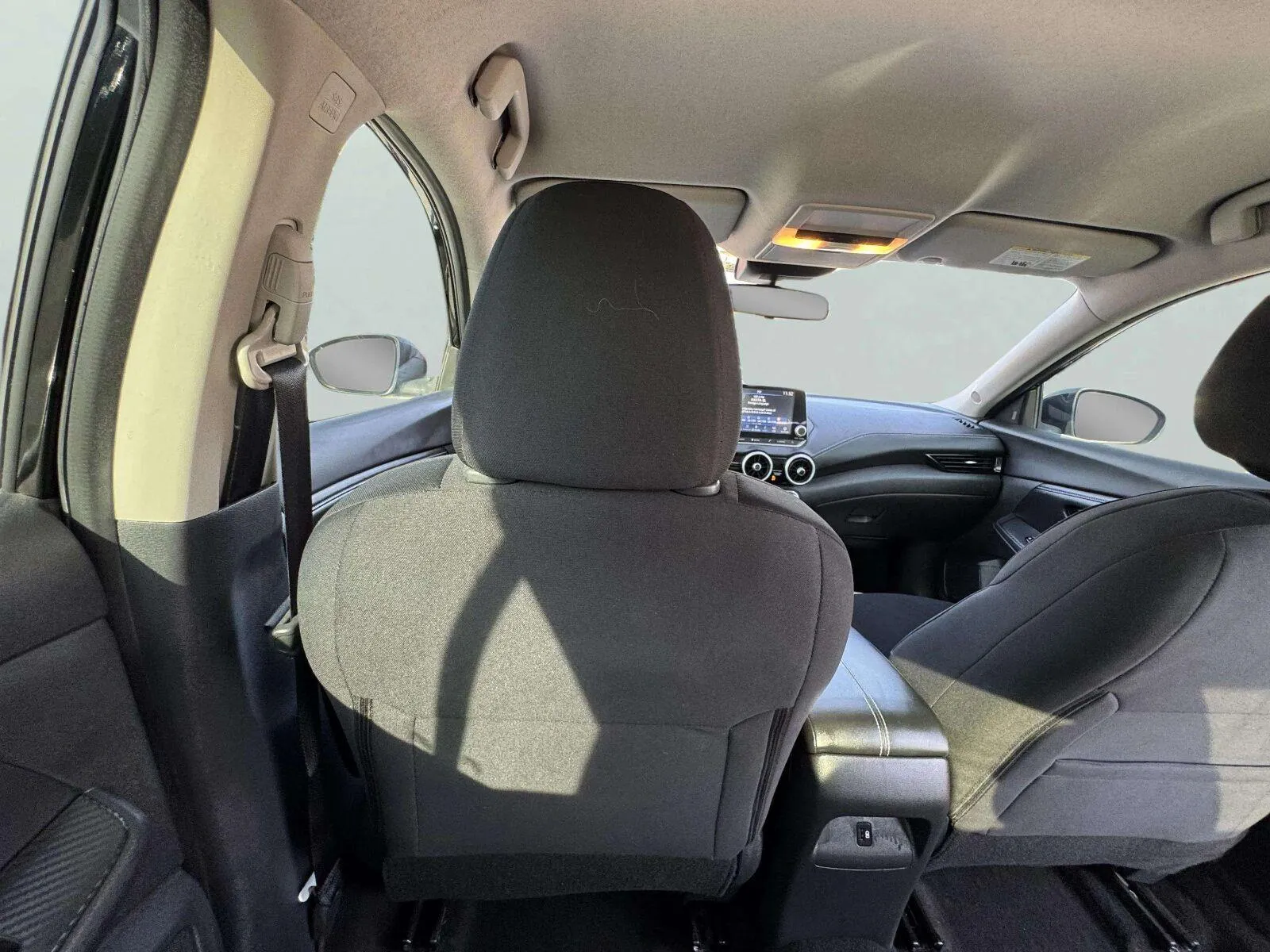 Nissan Sentra photo 39