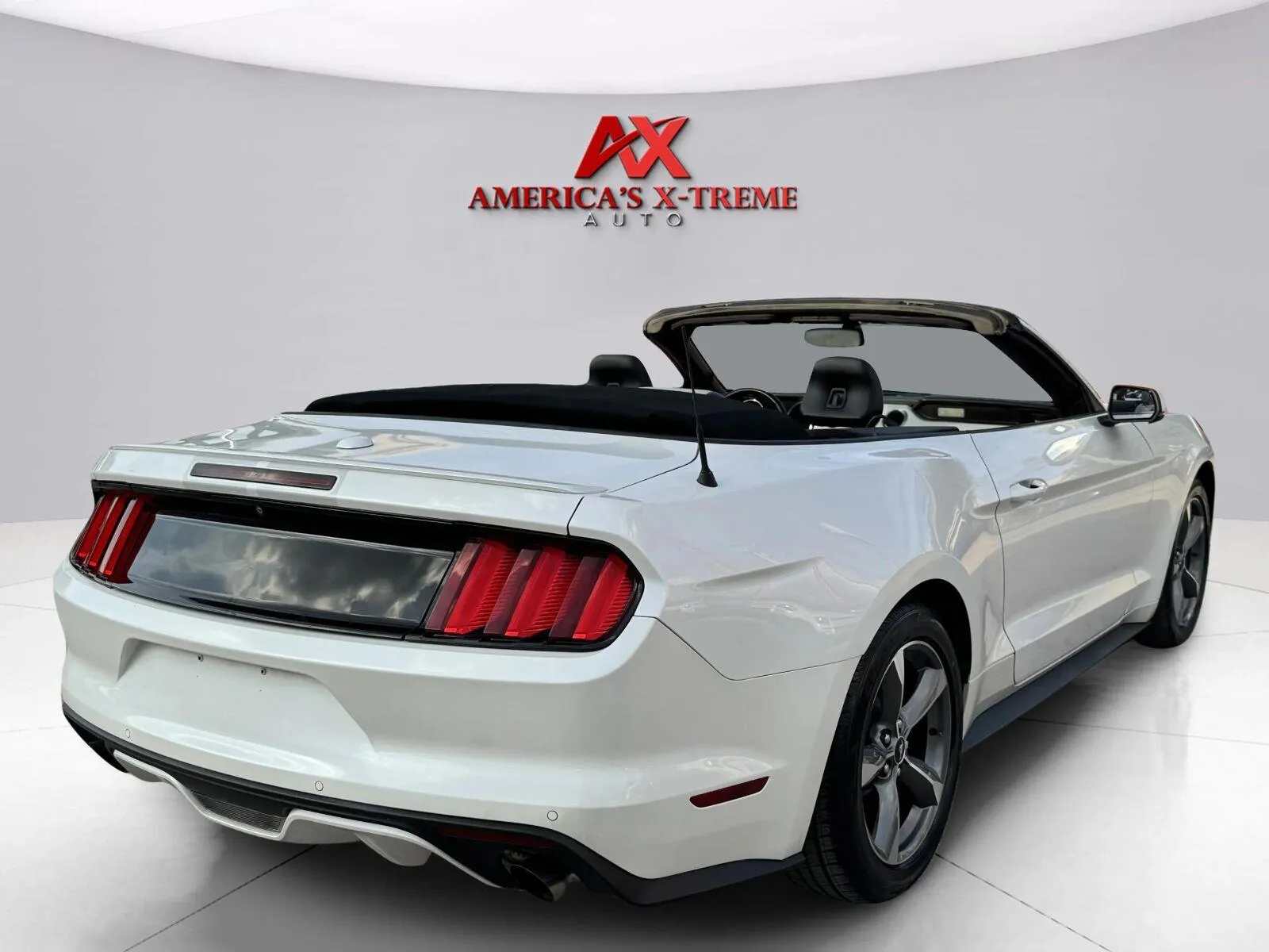 Ford Mustang photo 20