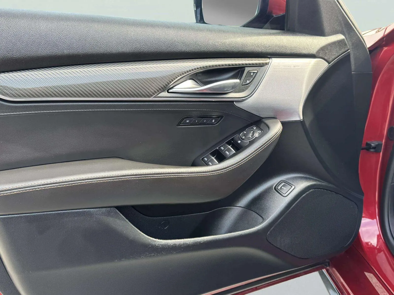 Cadillac CT5 photo 18