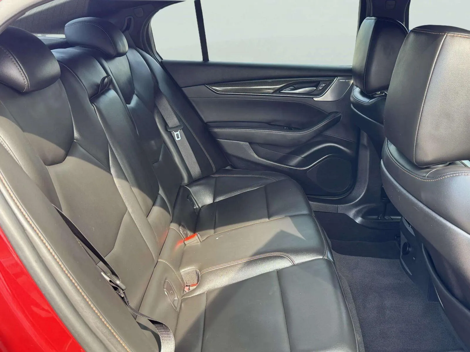 Cadillac CT5 photo 34