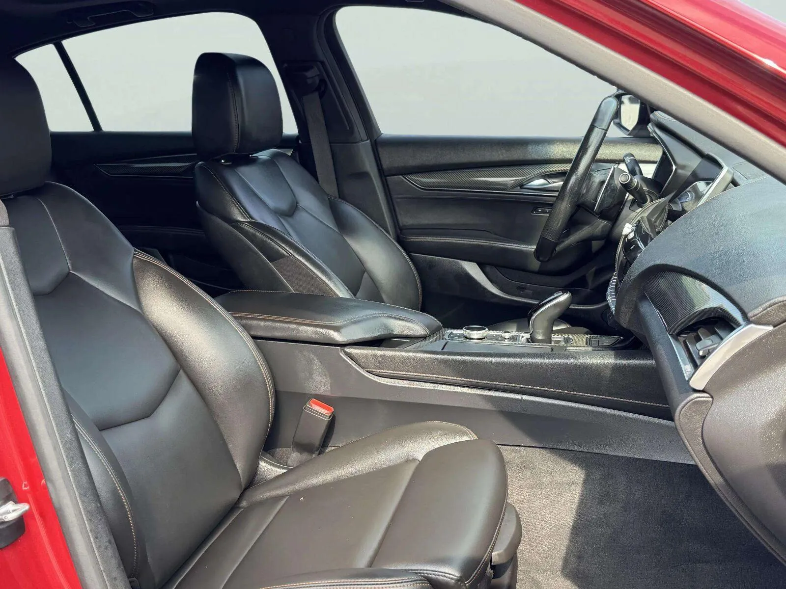 Cadillac CT5 photo 45
