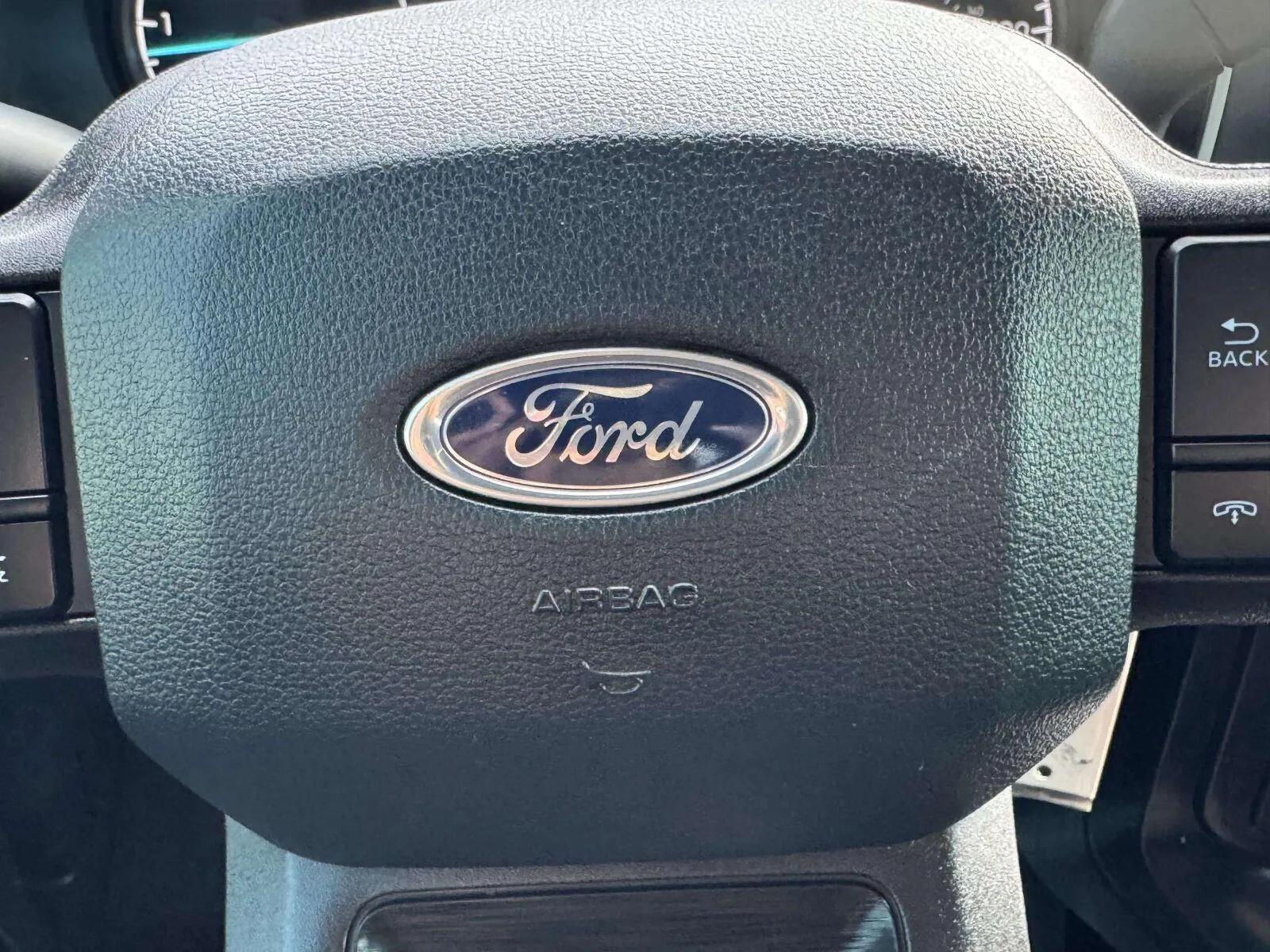 Ford F-150 photo 24