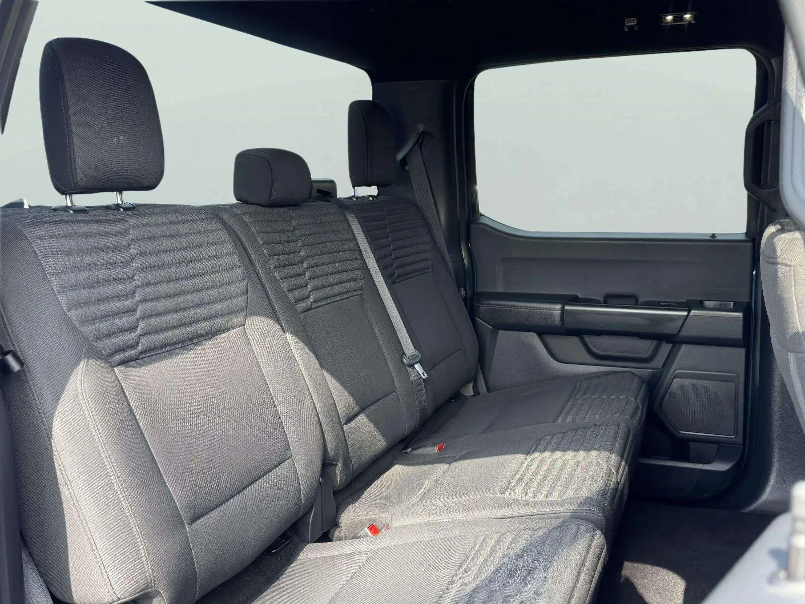 Ford F-150 photo 37
