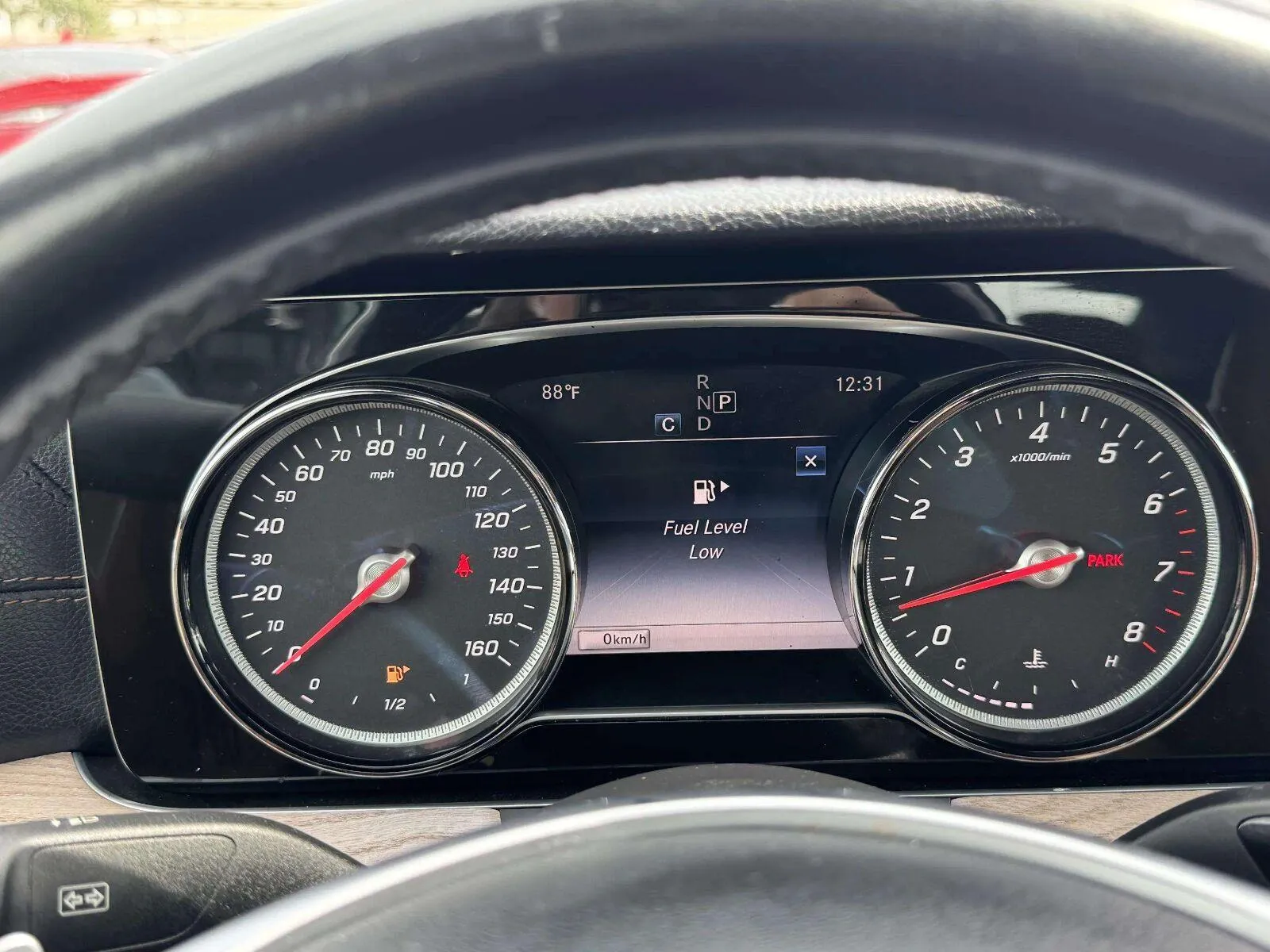 Mercedes-Benz E-Class photo 13