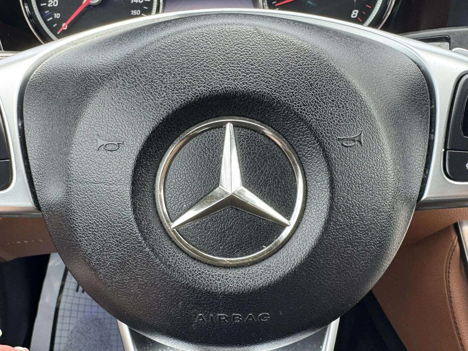 Mercedes-Benz E-Class photo 17