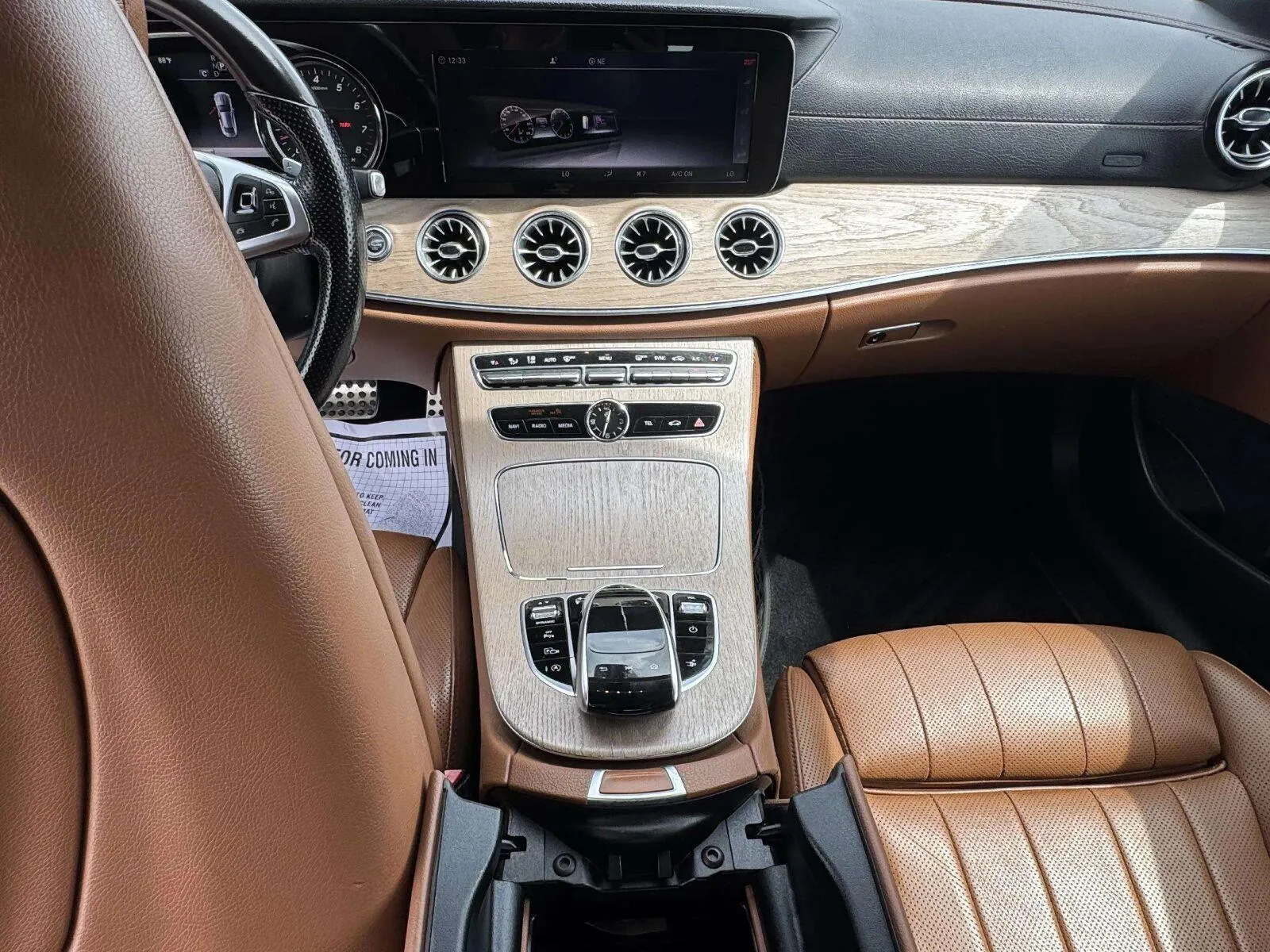 Mercedes-Benz E-Class photo 22