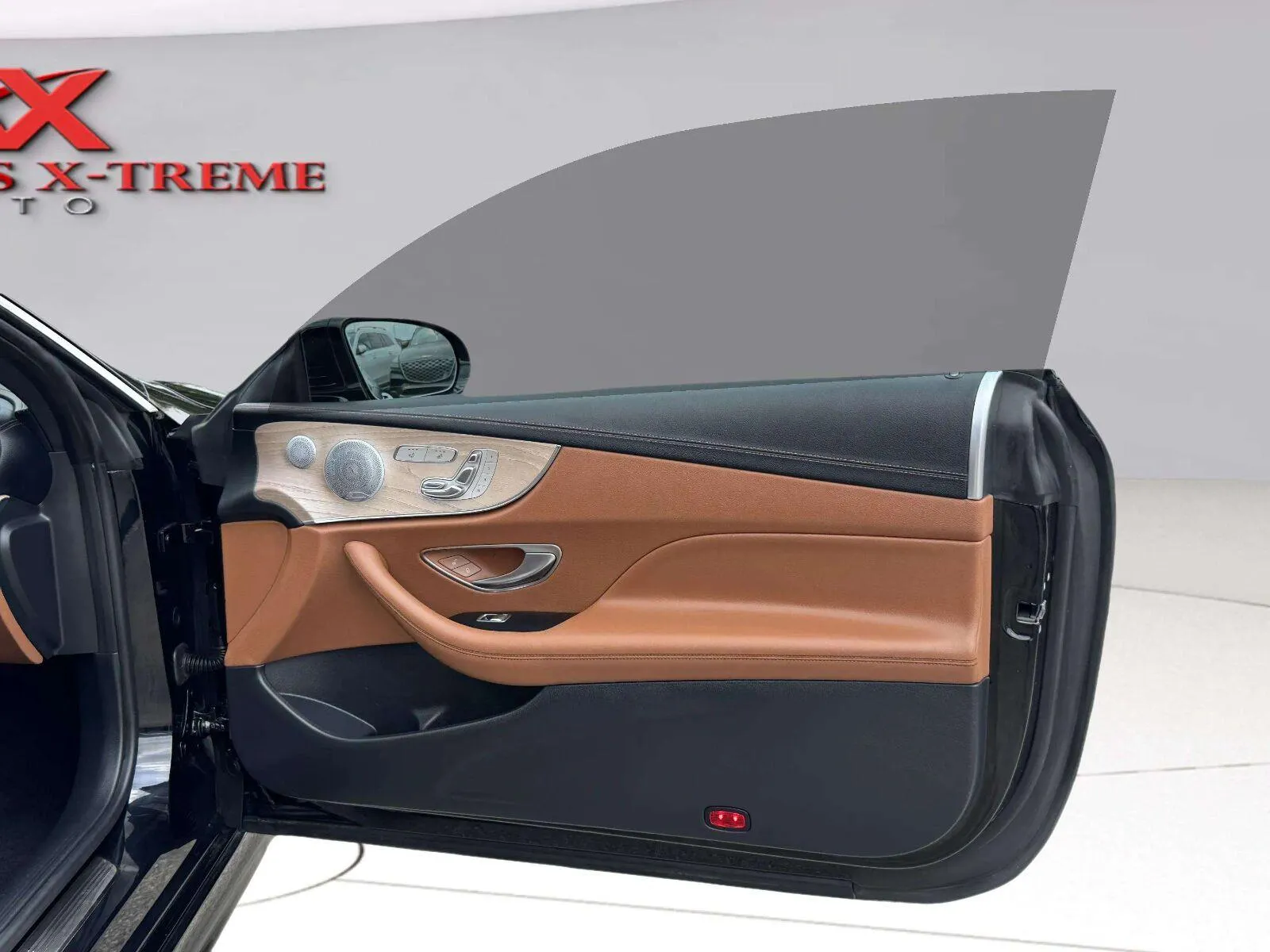 Mercedes-Benz E-Class photo 30