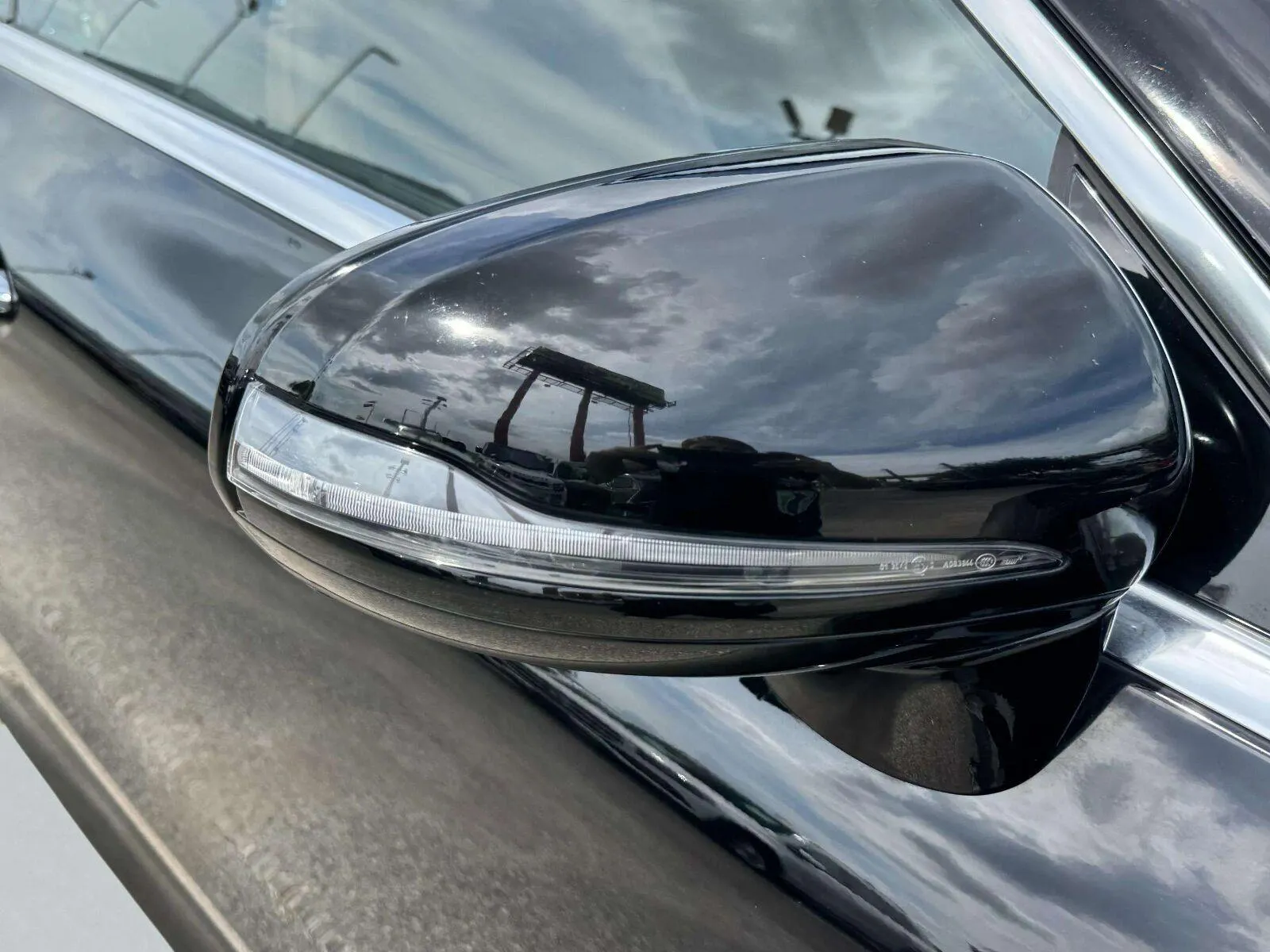 Mercedes-Benz E-Class photo 39