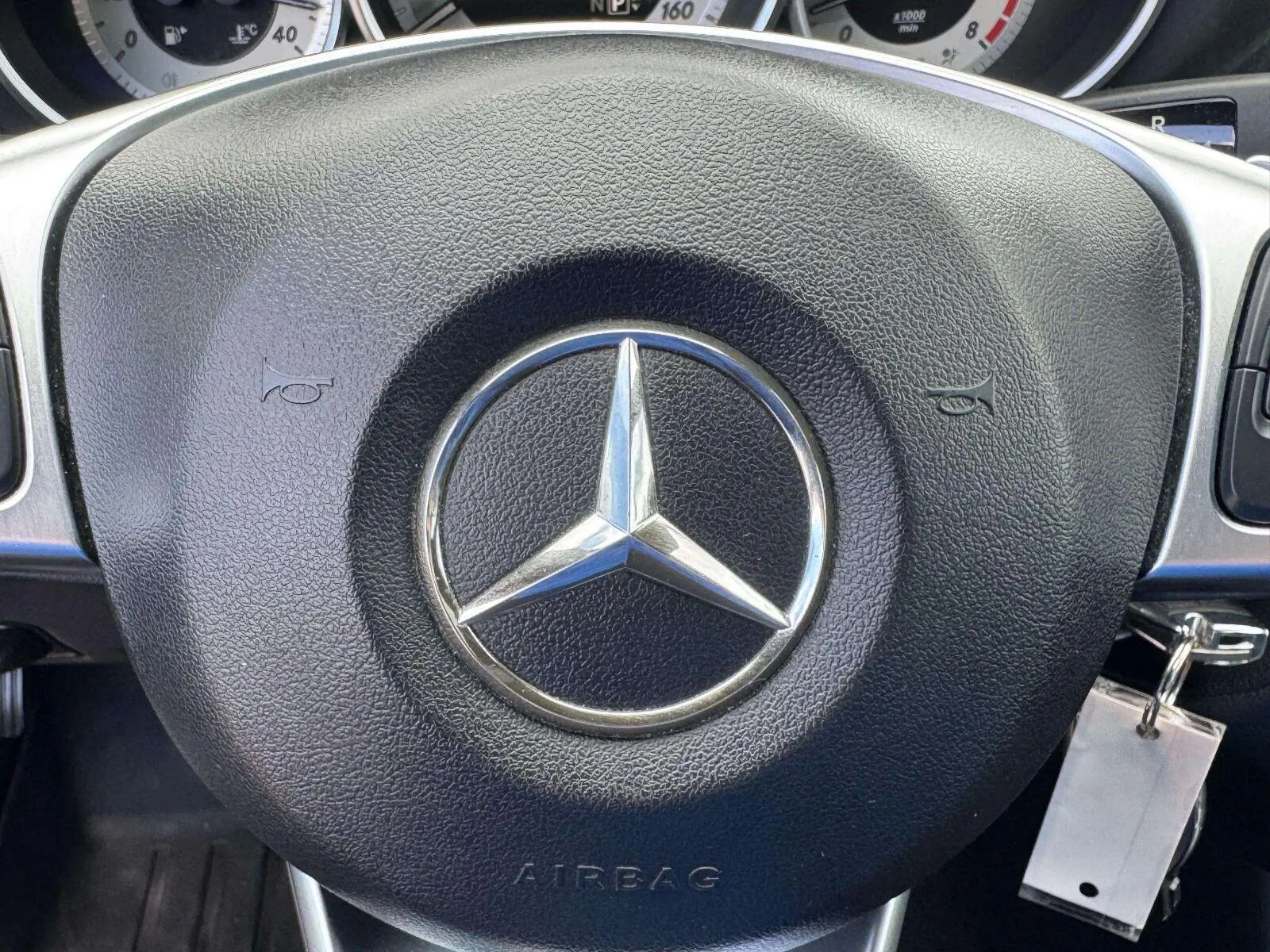 Mercedes-Benz CLS photo 24