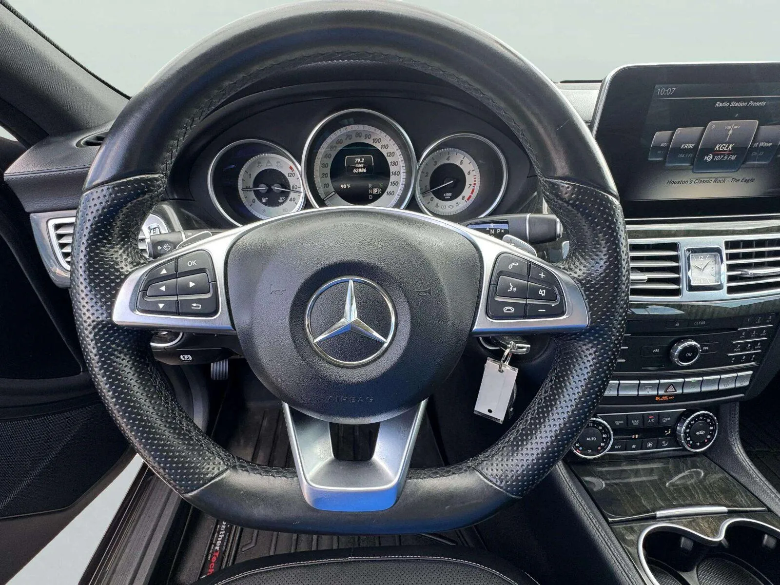 Mercedes-Benz CLS photo 26