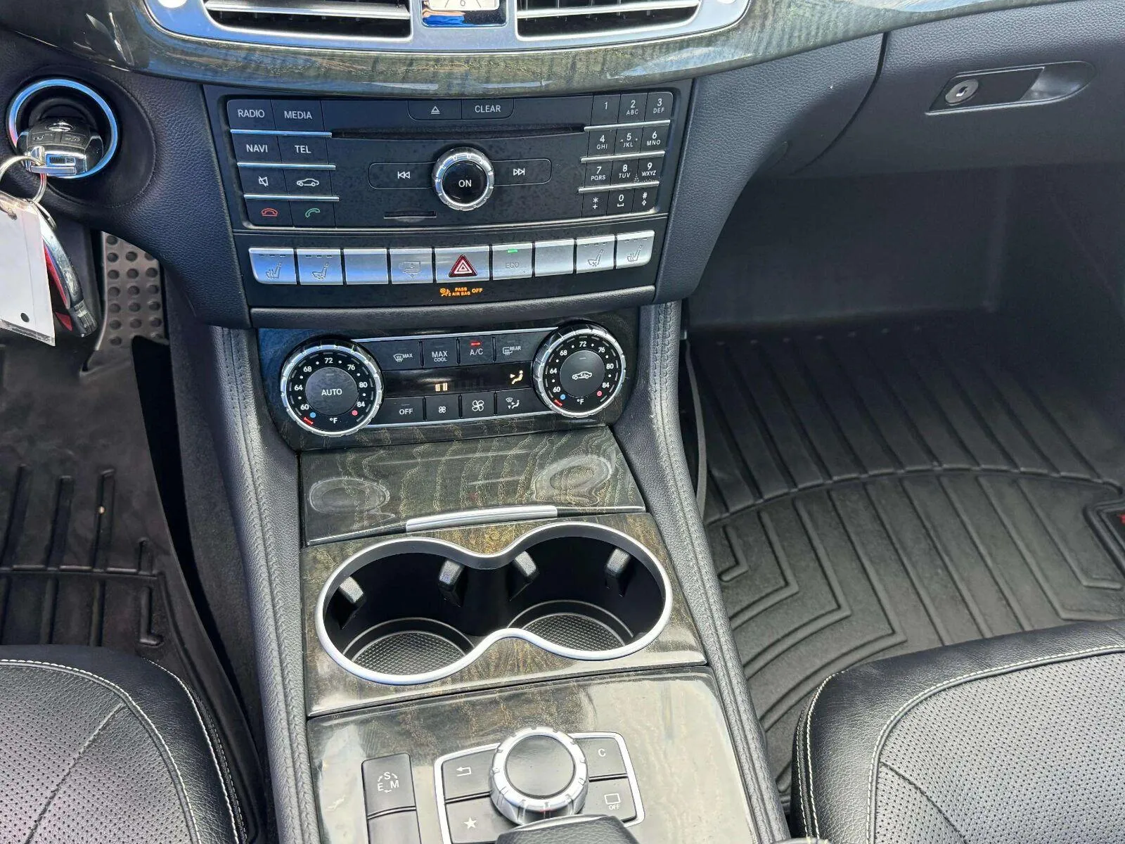 Mercedes-Benz CLS photo 29