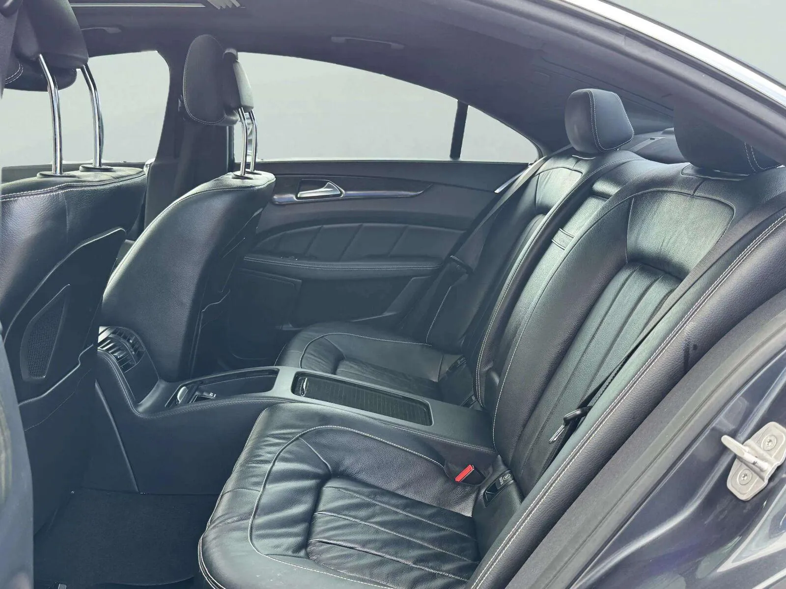 Mercedes-Benz CLS photo 30