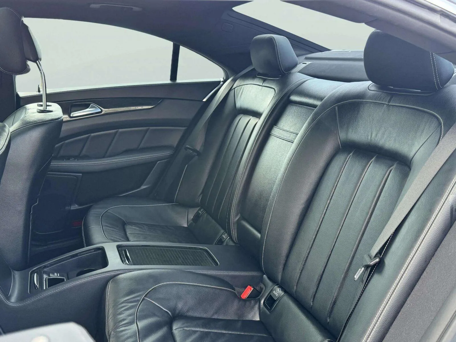 Mercedes-Benz CLS photo 33