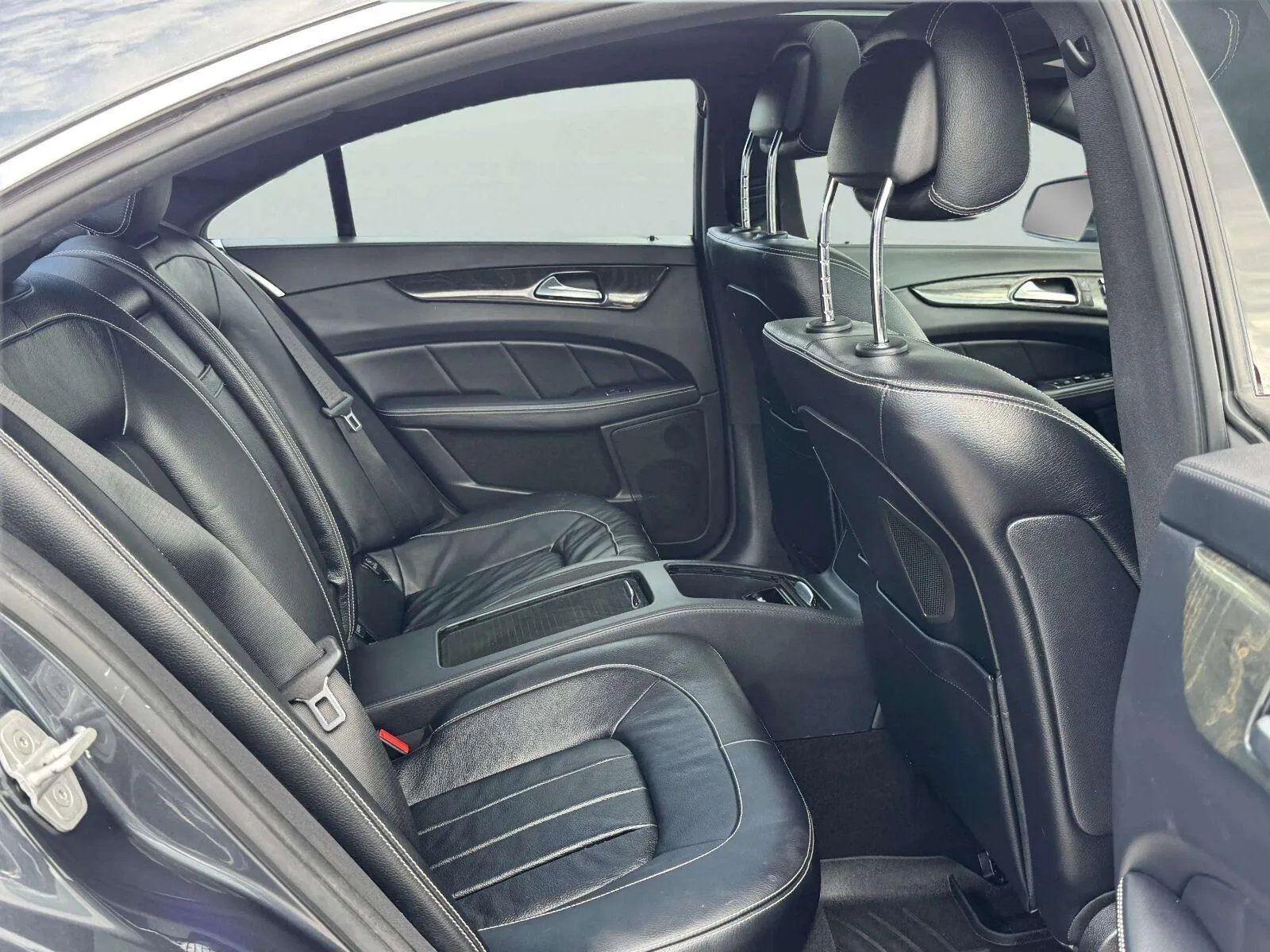 Mercedes-Benz CLS photo 34