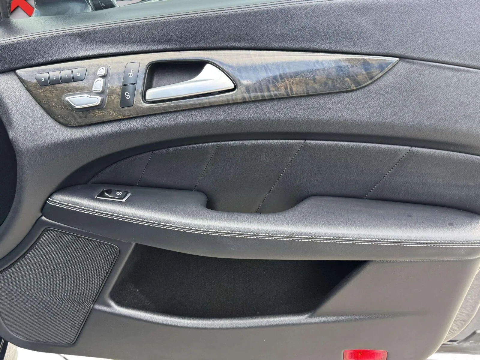 Mercedes-Benz CLS photo 45