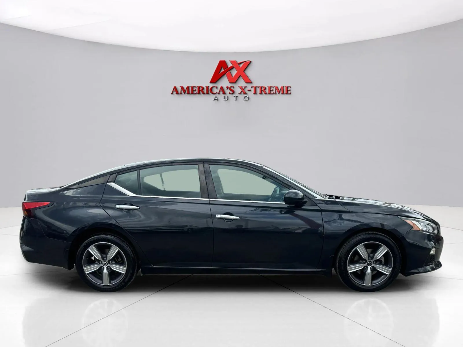 Nissan Altima photo 6