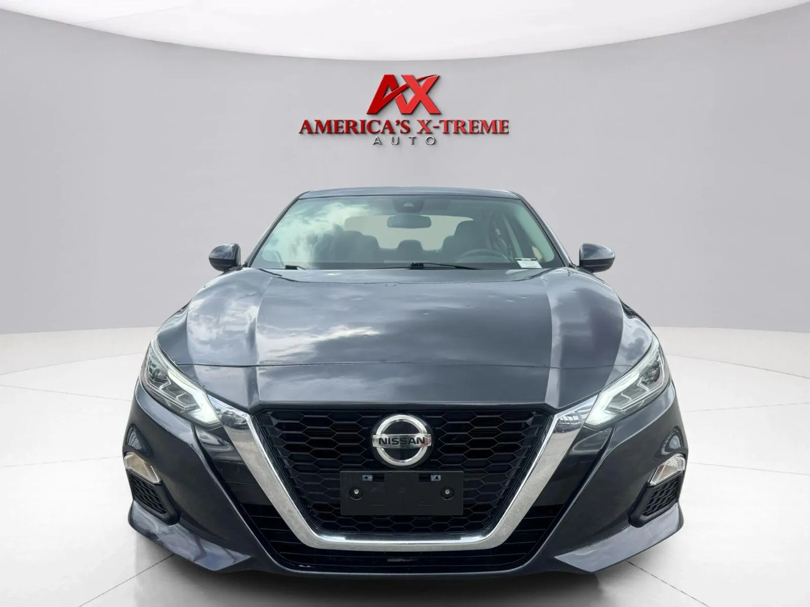 Nissan Altima photo 8