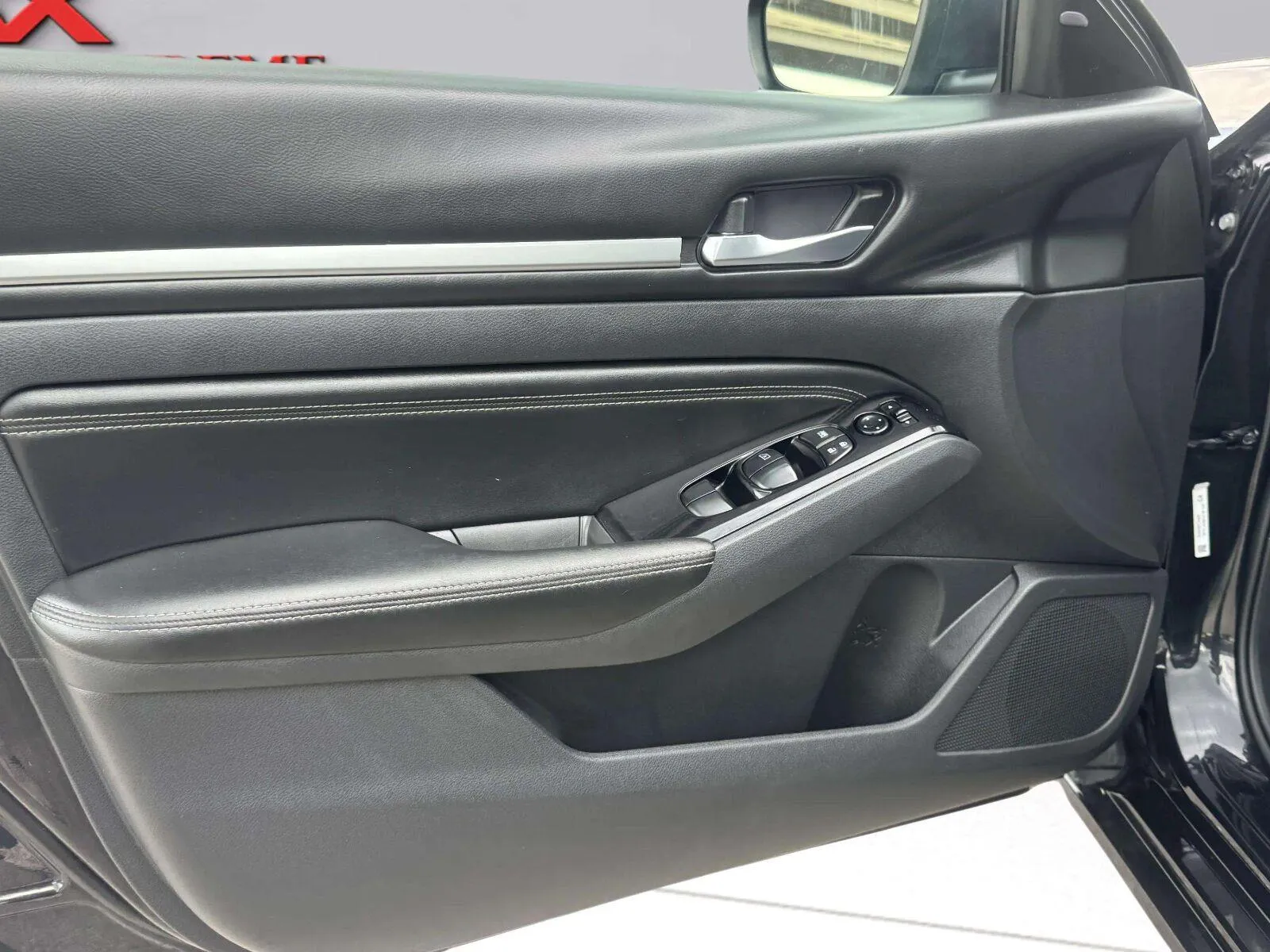 Nissan Altima photo 17