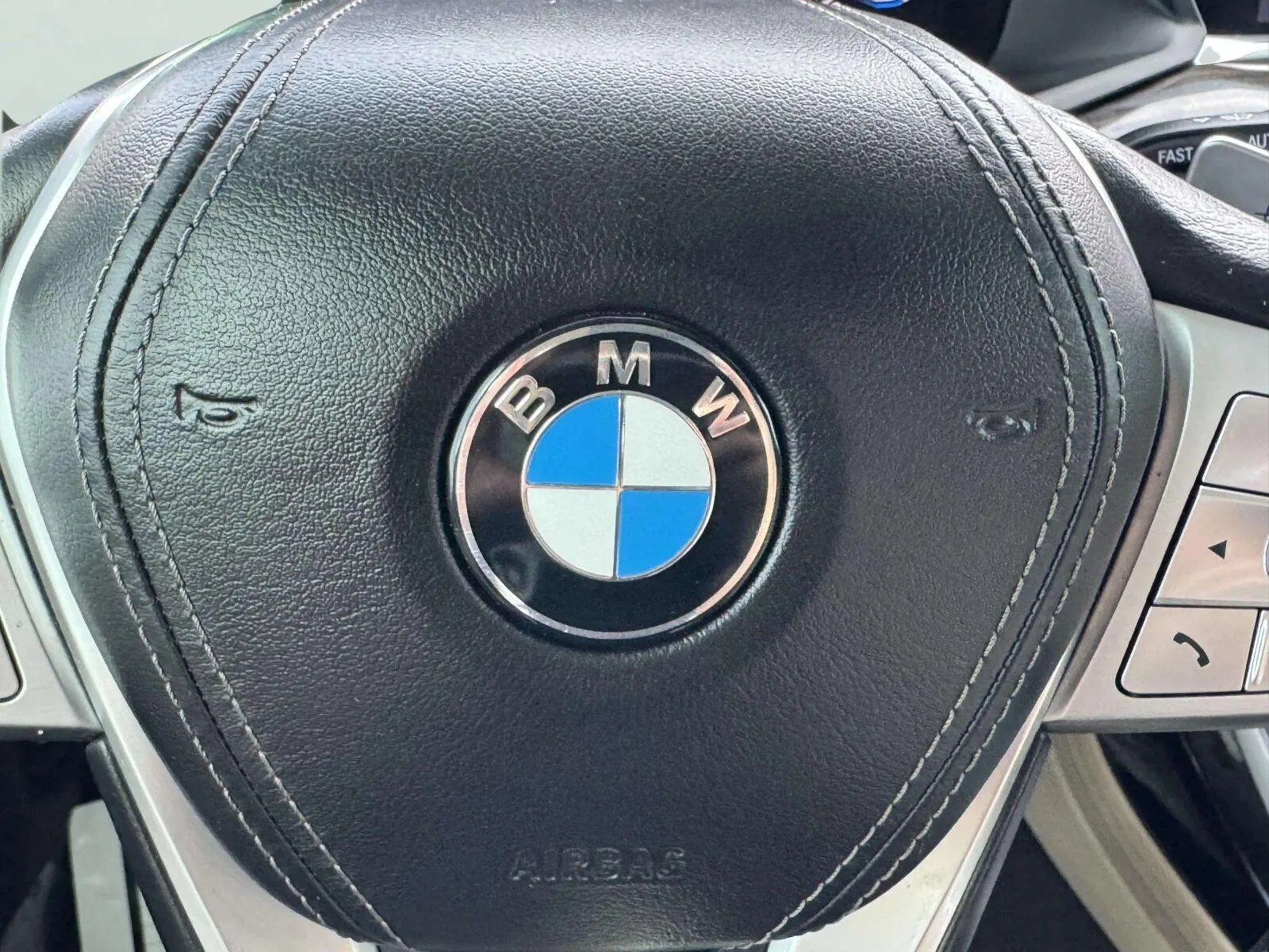 BMW X7 photo 26