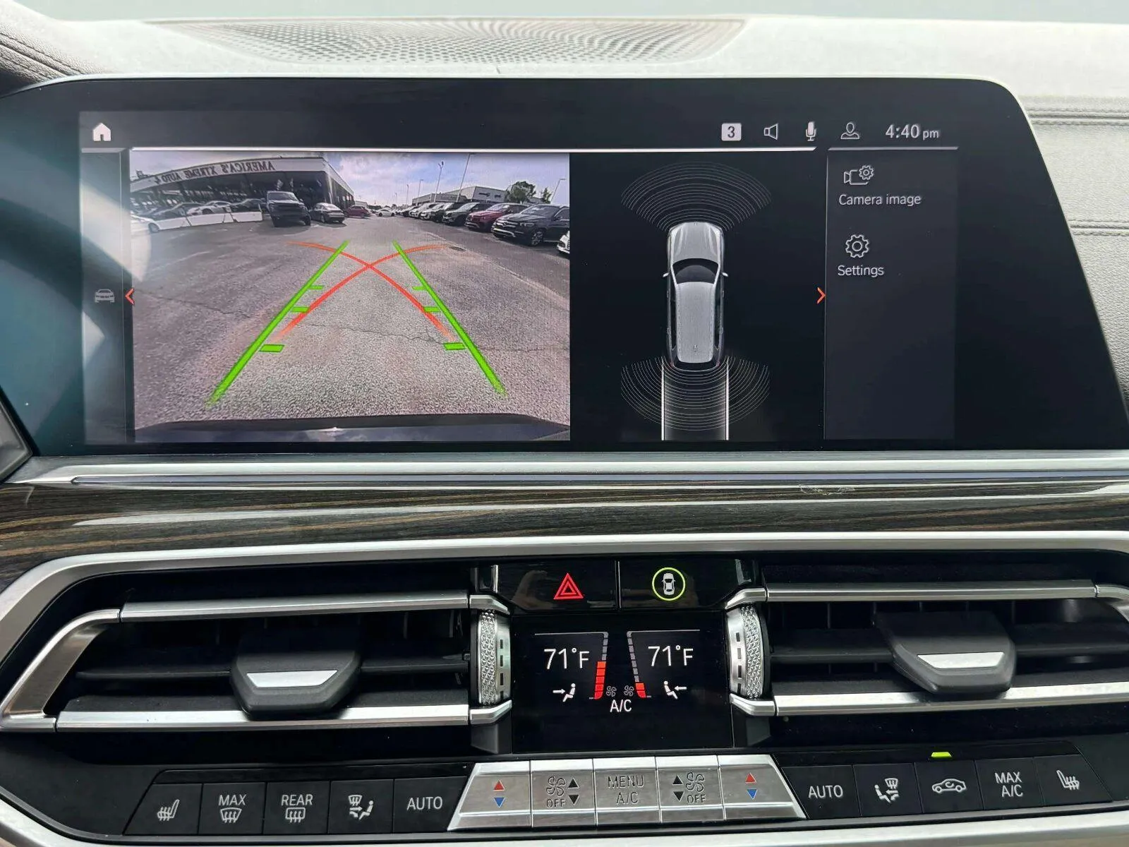 BMW X7 photo 30