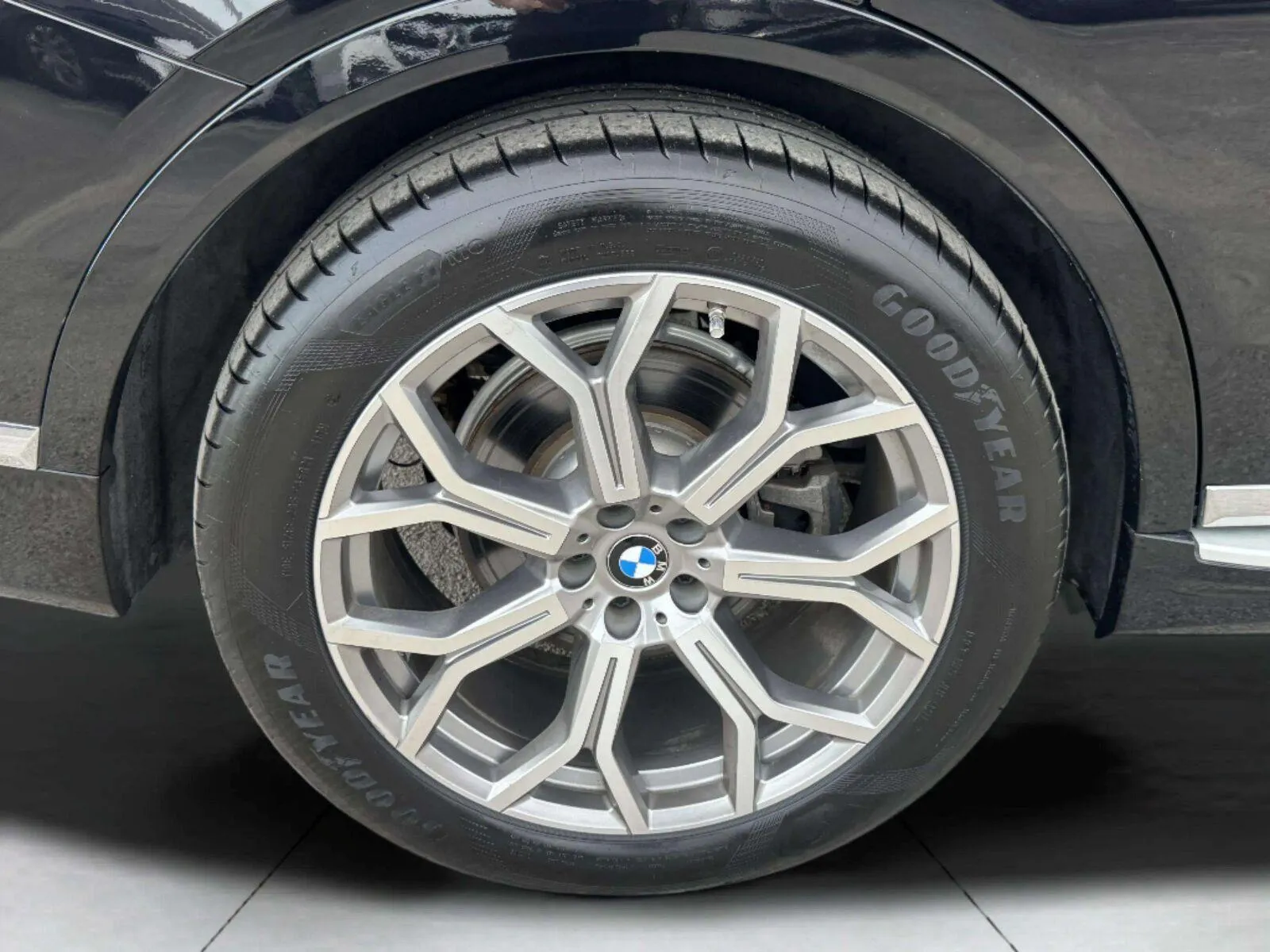 BMW X7 photo 53