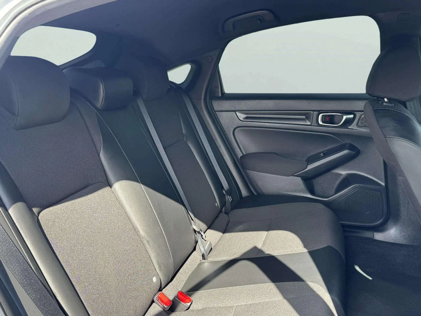 Honda Civic photo 36