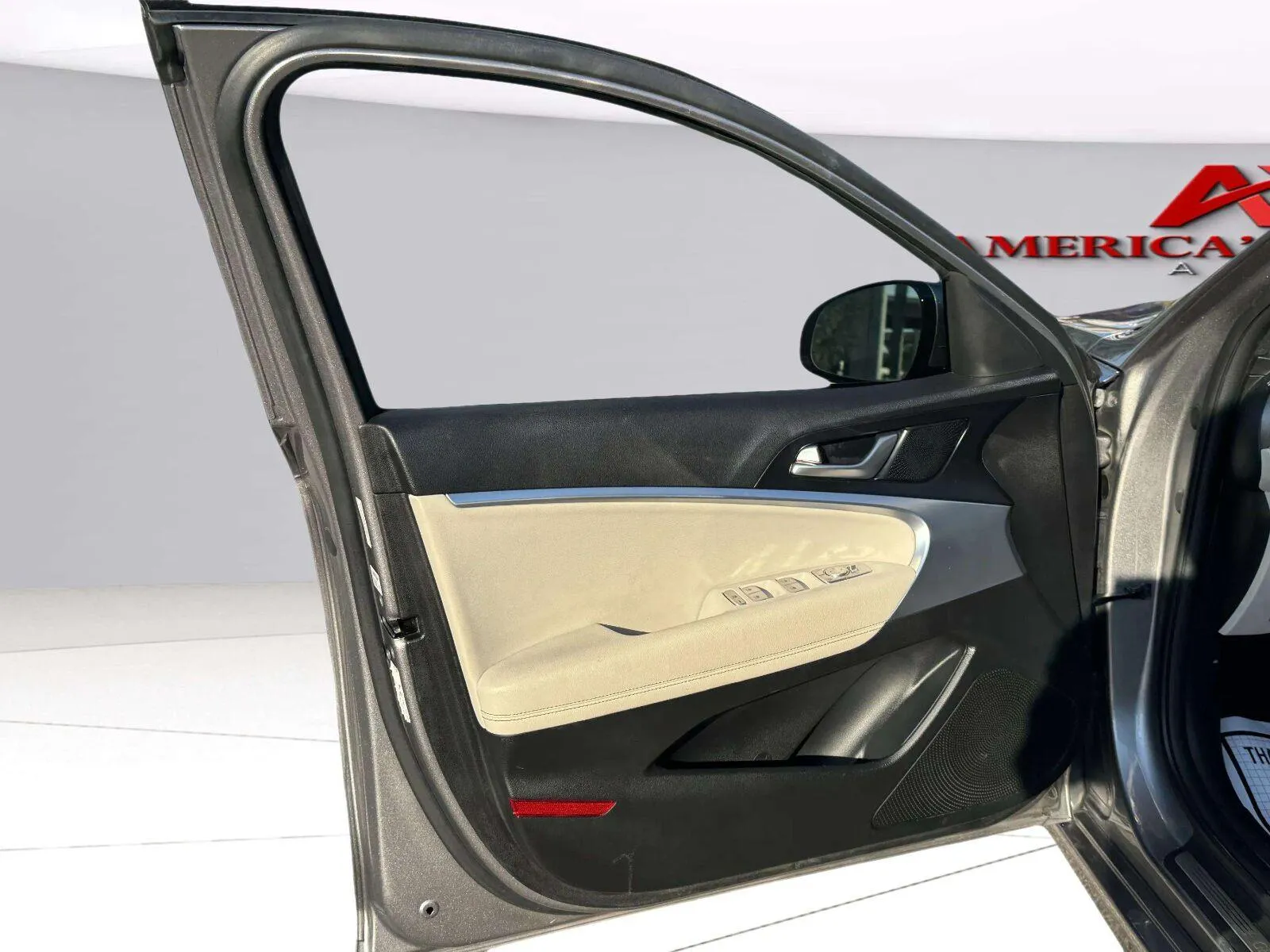Genesis G70 photo 17