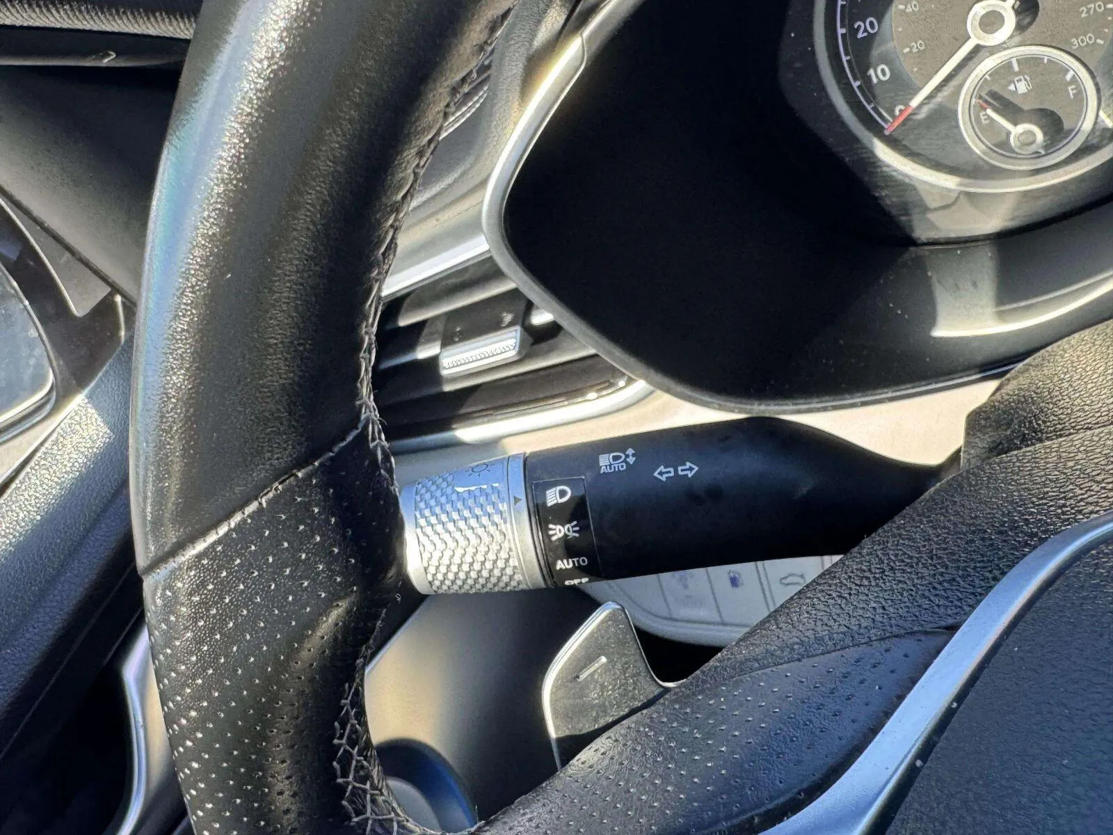 Genesis G70 photo 20