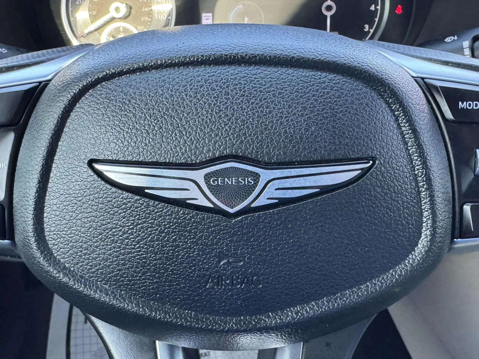 Genesis G70 photo 23