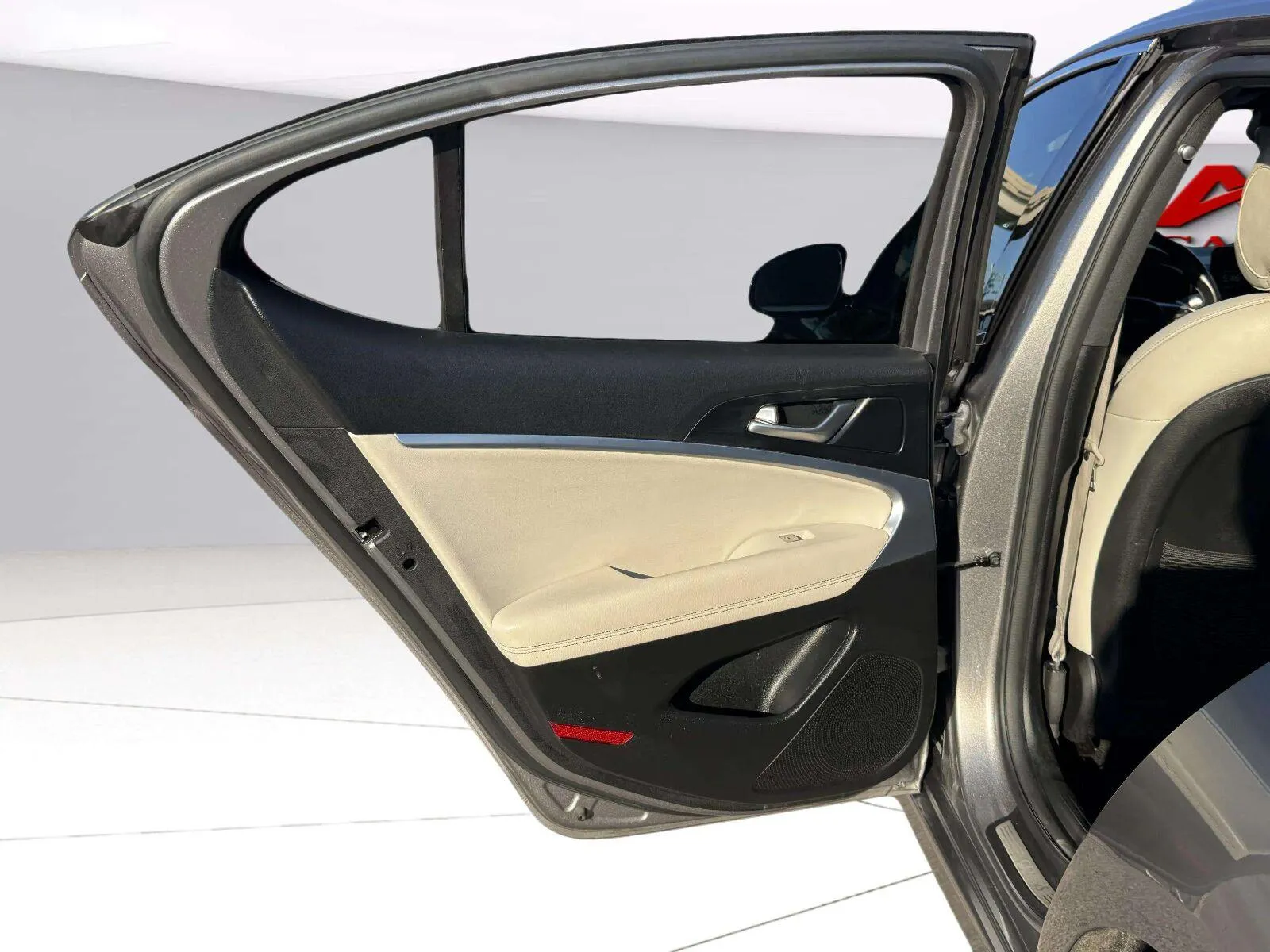 Genesis G70 photo 31